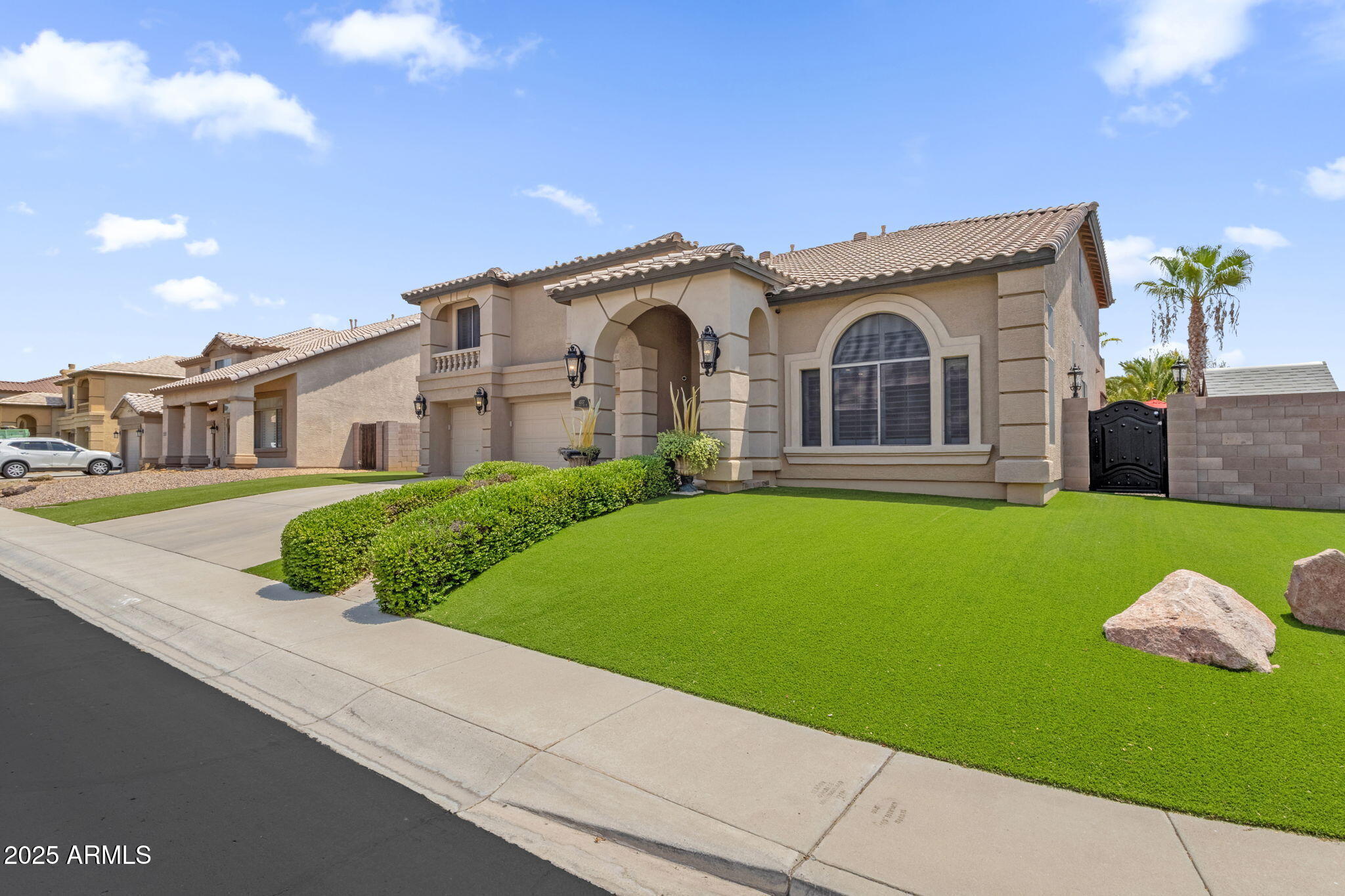 Cave Creek, Arizona, 85331, United States, 5 Bedrooms Bedrooms, ,4 BathroomsBathrooms,Residential,Active,1914836