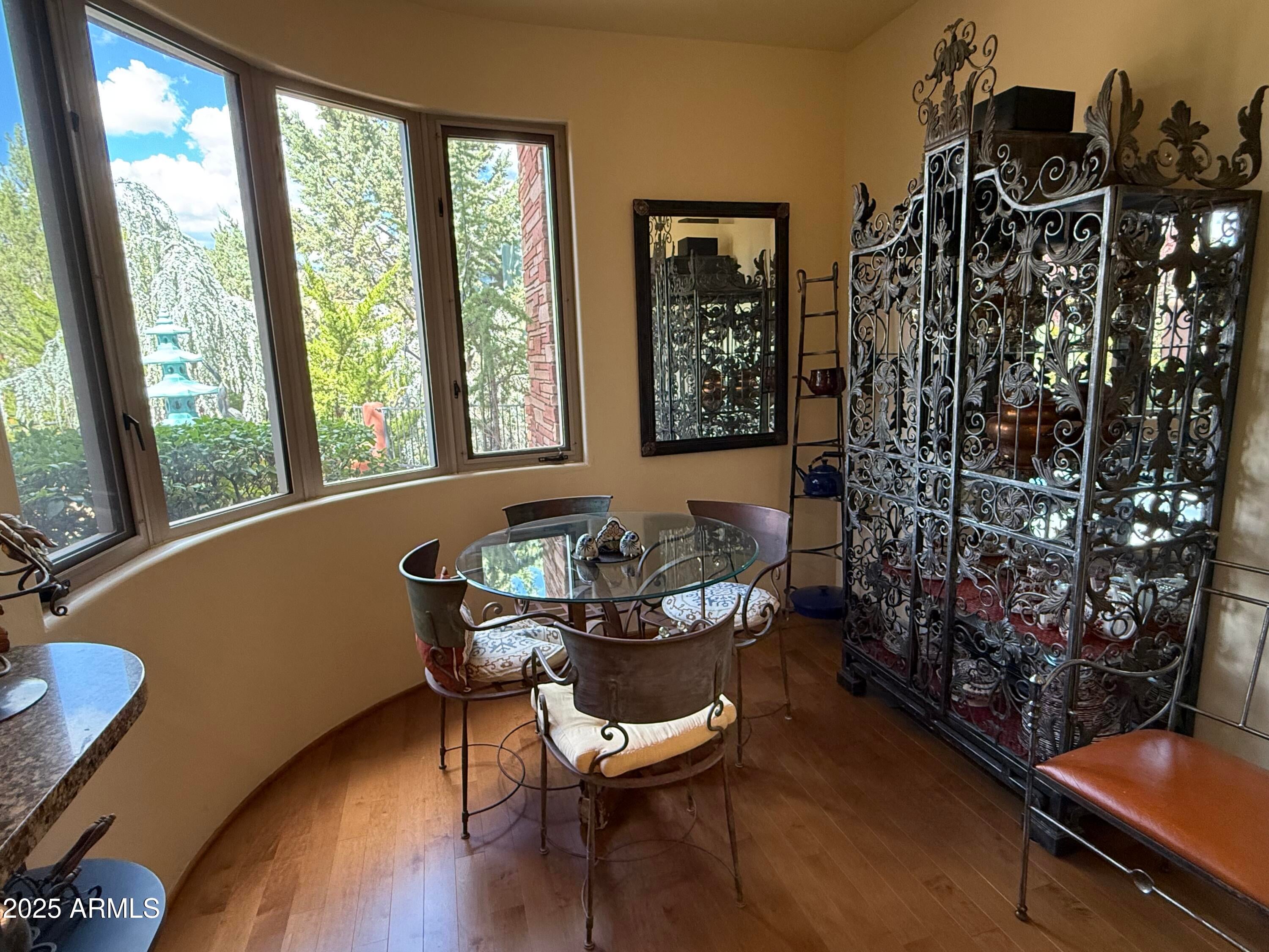 Sedona, Arizona, 86336, United States, 3 Bedrooms Bedrooms, ,3 BathroomsBathrooms,Residential,Active,1944285