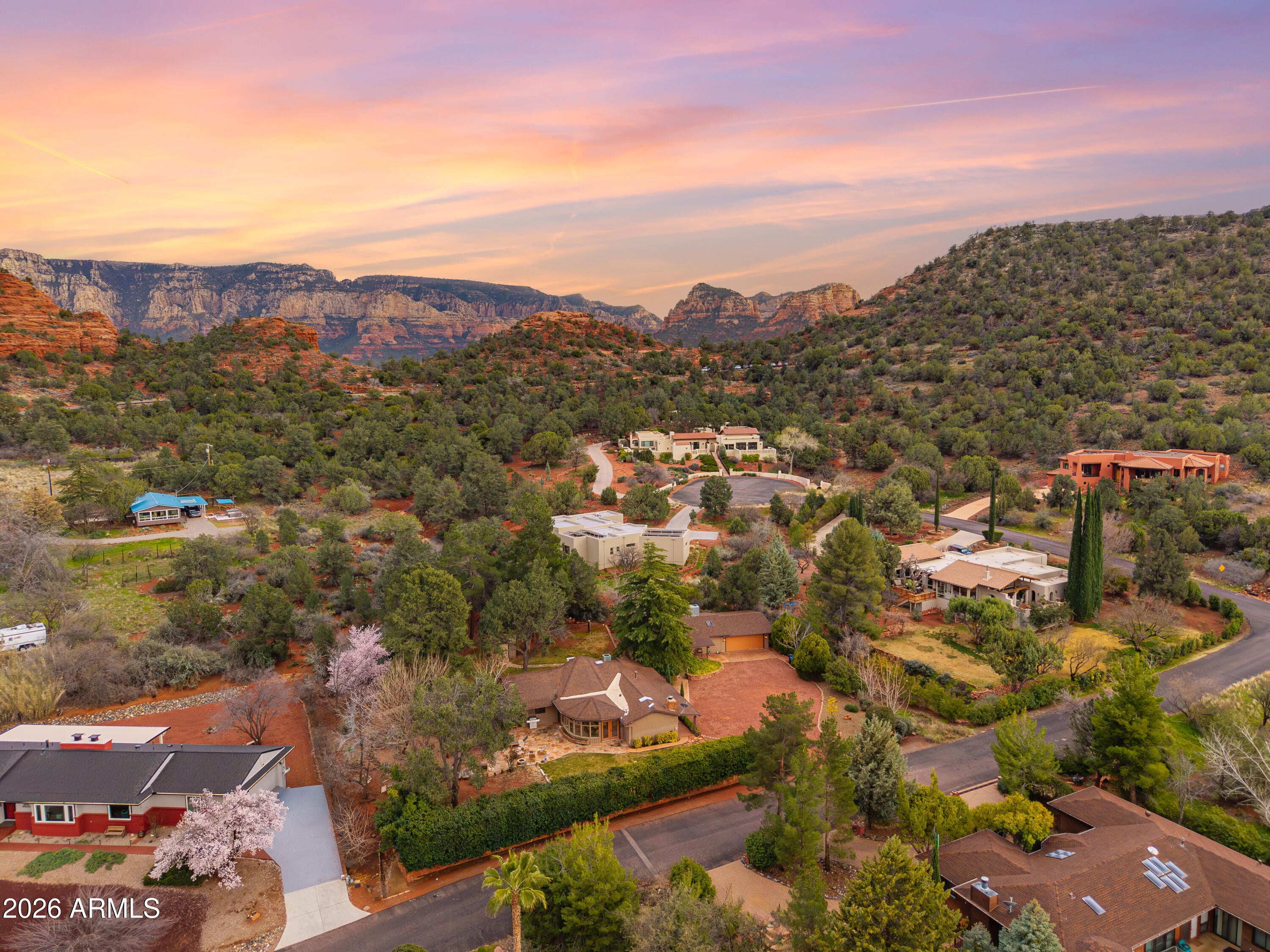 Sedona, Arizona, 86336, United States, 4 Bedrooms Bedrooms, ,5 BathroomsBathrooms,Residential,Active,2030993