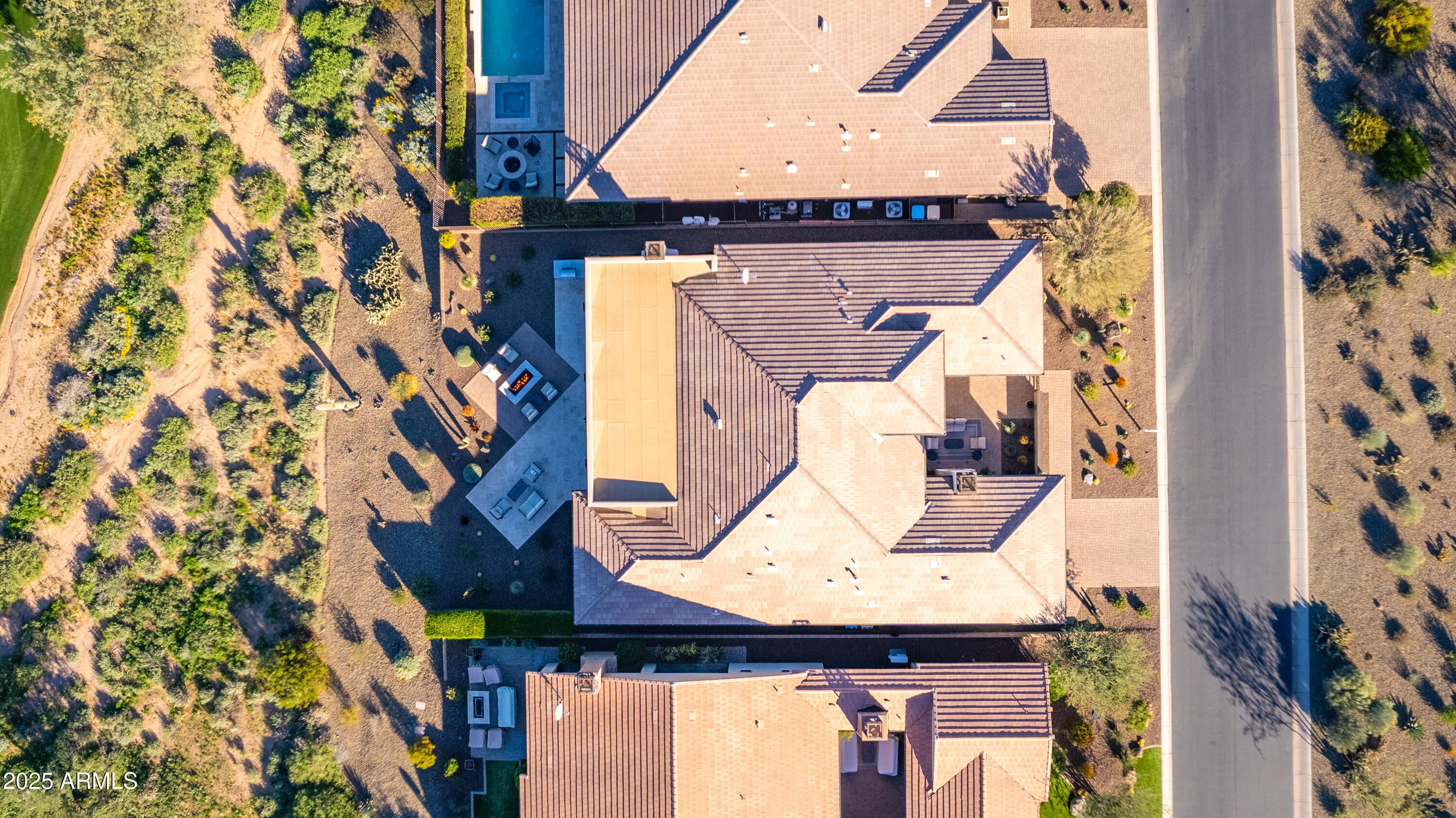 Rio Verde, Arizona, 85263, United States, 3 Bedrooms Bedrooms, ,4 BathroomsBathrooms,Residential,Contingent,2008339