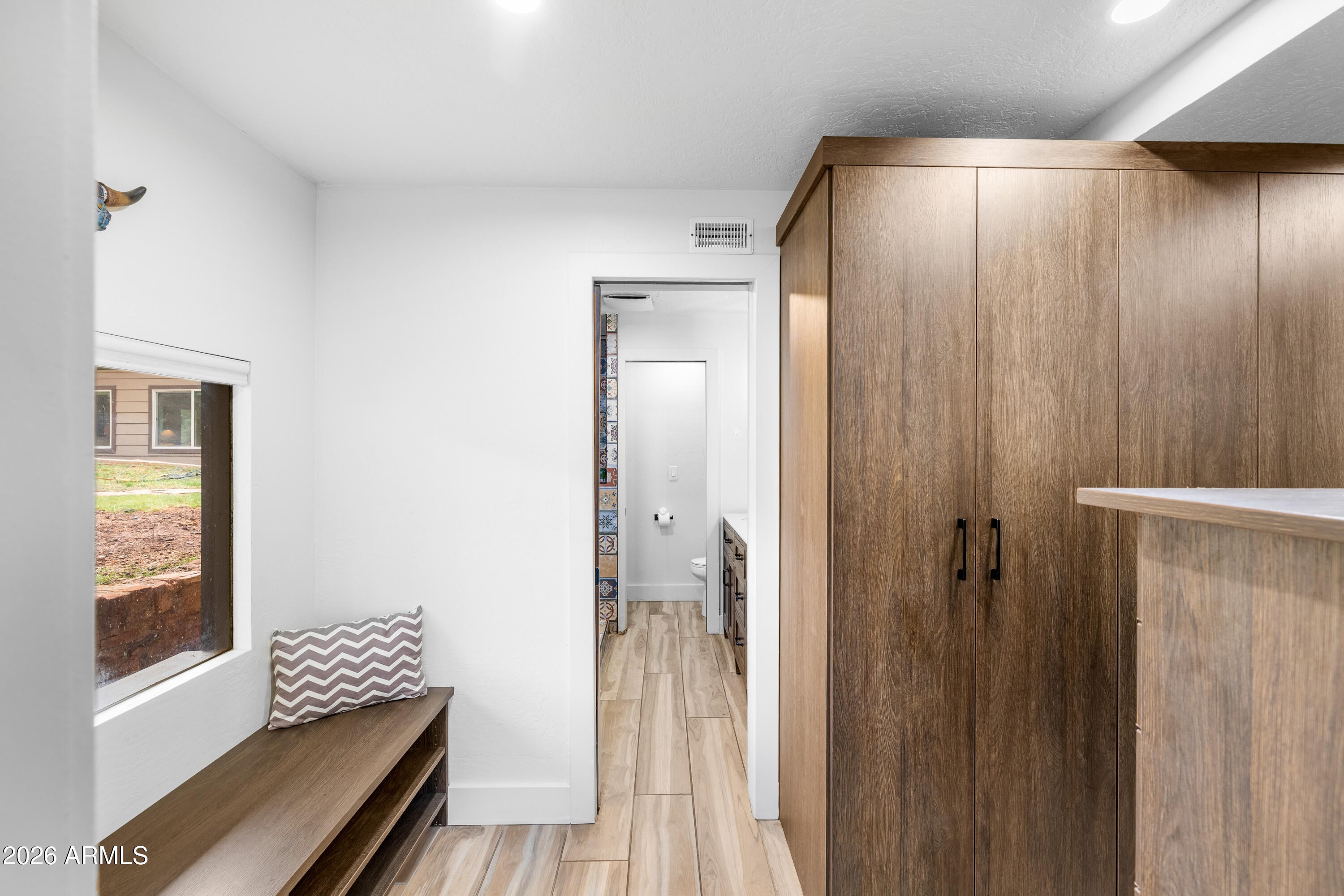 Sedona, Arizona, 86336, United States, 4 Bedrooms Bedrooms, ,5 BathroomsBathrooms,Residential,Active,2030993