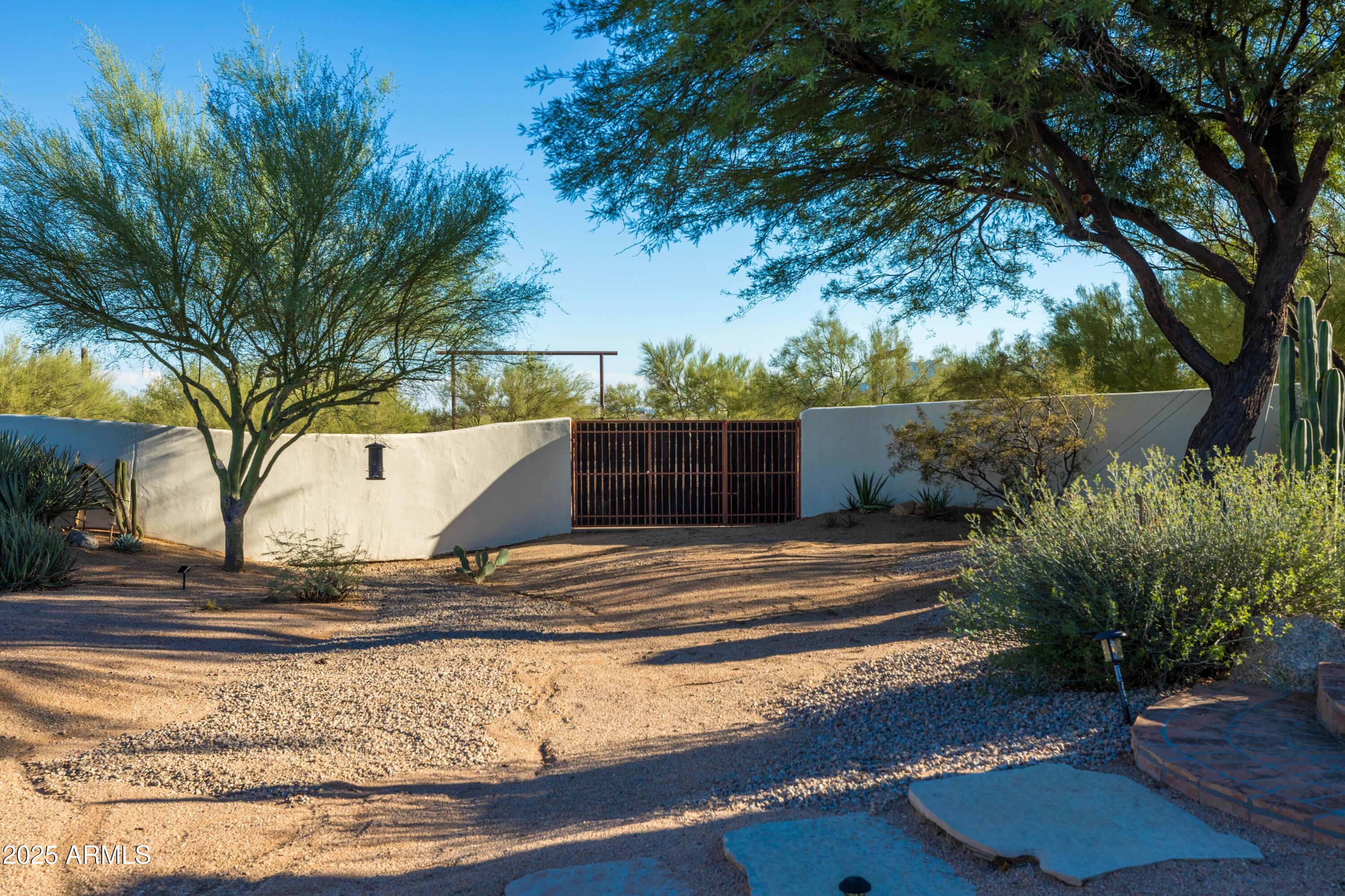 Scottsdale, Arizona, 85262, United States, 3 Bedrooms Bedrooms, ,3 BathroomsBathrooms,Residential,Active,1953013