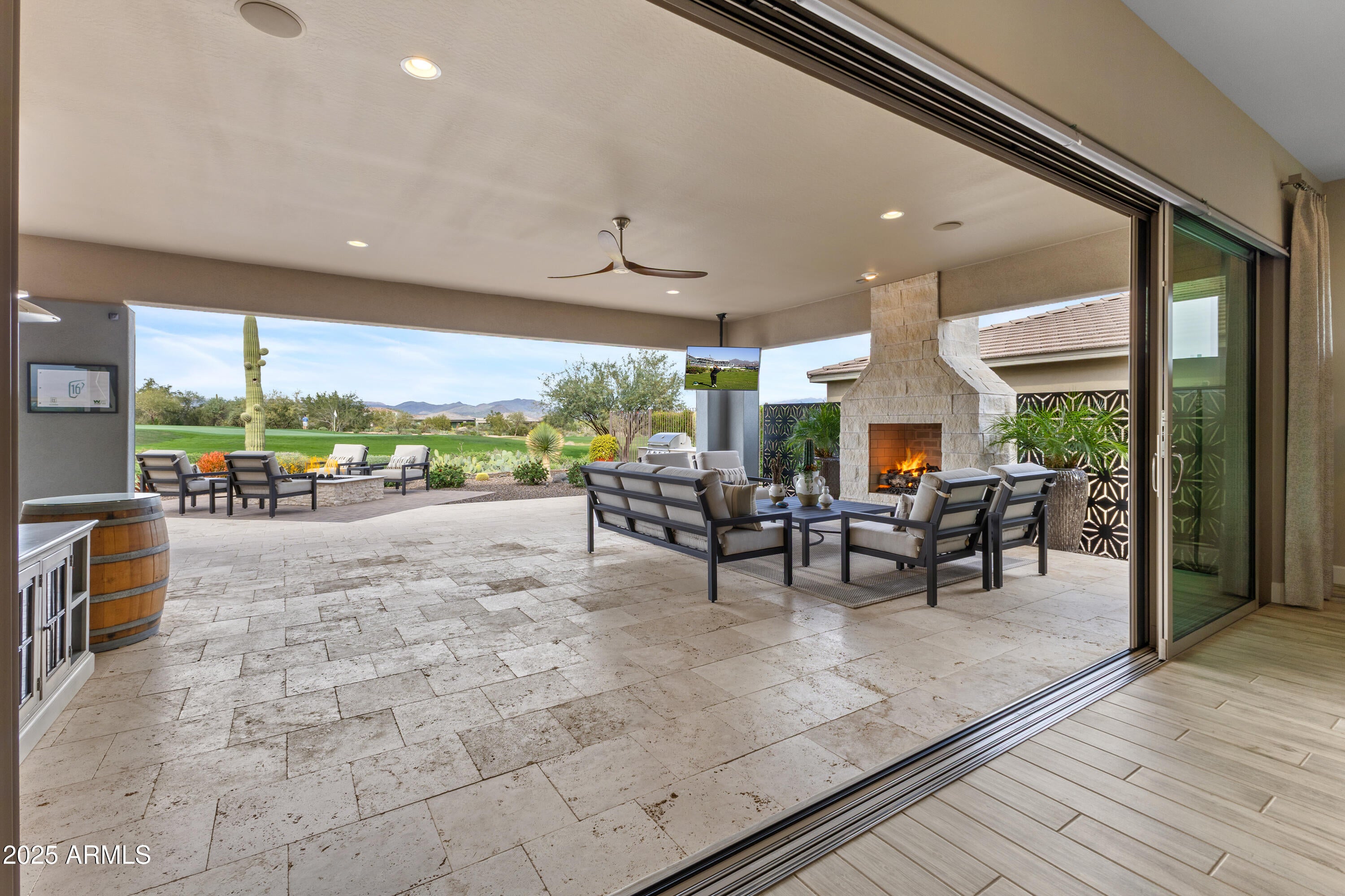 Rio Verde, Arizona, 85263, United States, 3 Bedrooms Bedrooms, ,4 BathroomsBathrooms,Residential,Contingent,2008339