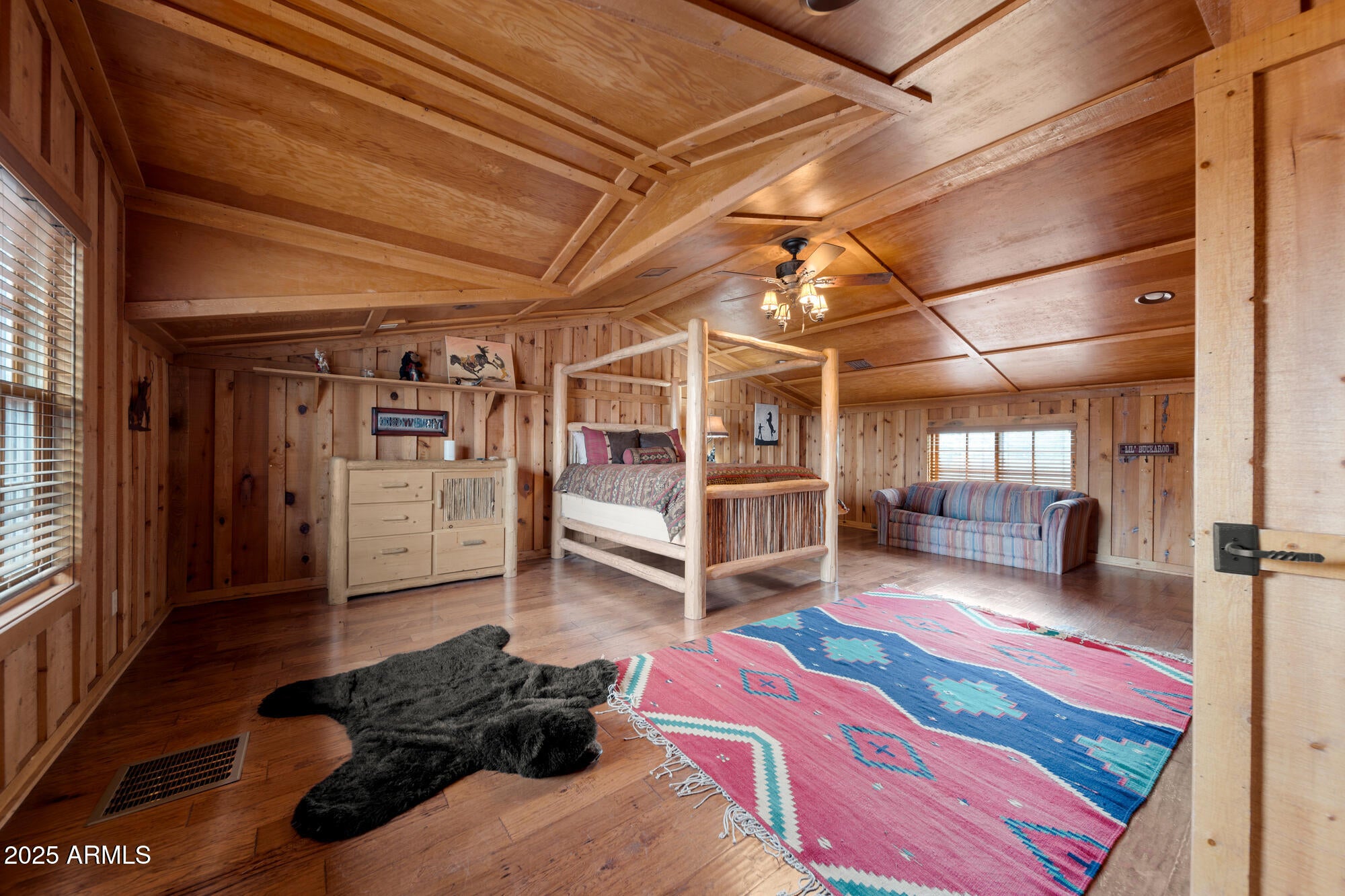 Lakeside, Arizona, 85929, United States, 8 Bedrooms Bedrooms, ,8 BathroomsBathrooms,Residential,Contingent,1996268