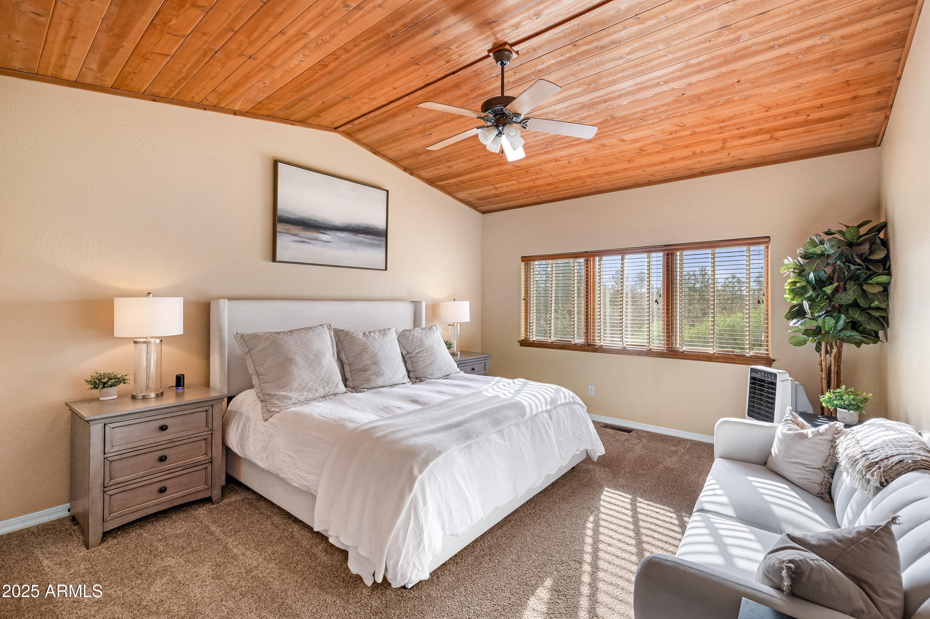Flagstaff, Arizona, 86004, United States, 5 Bedrooms Bedrooms, ,5 BathroomsBathrooms,Residential,Active,1834471