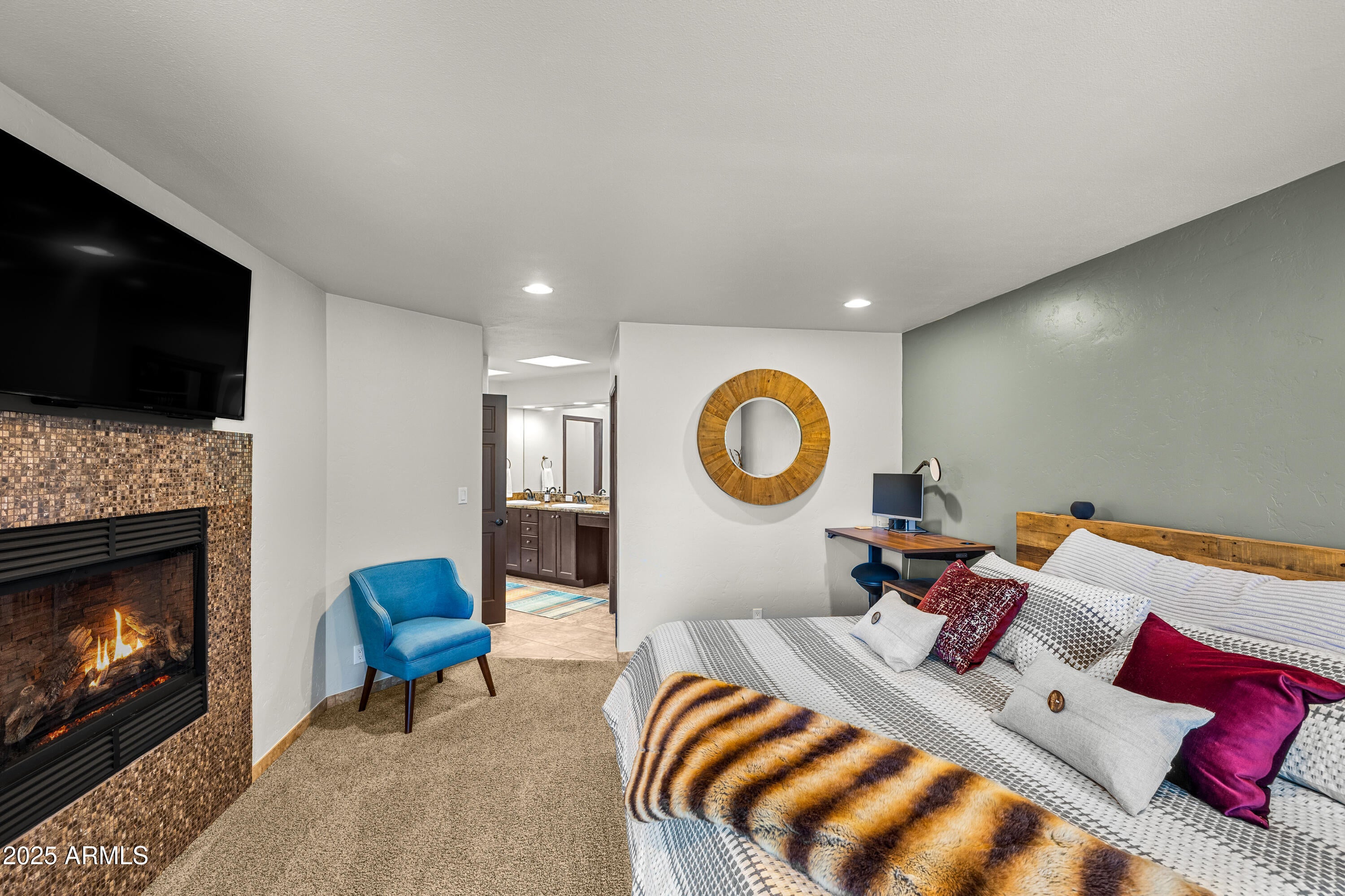 Flagstaff, Arizona, 86005, United States, 4 Bedrooms Bedrooms, ,4 BathroomsBathrooms,Residential,Active,1969772