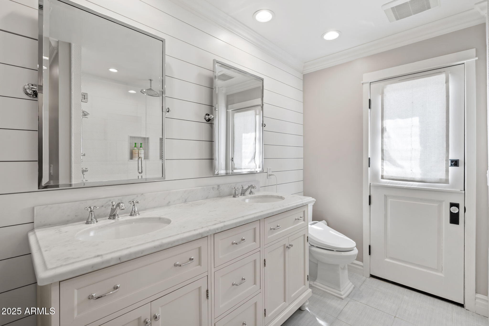 Scottsdale, Arizona, 85258, United States, 5 Bedrooms Bedrooms, ,4 BathroomsBathrooms,Residential,Active,1964508