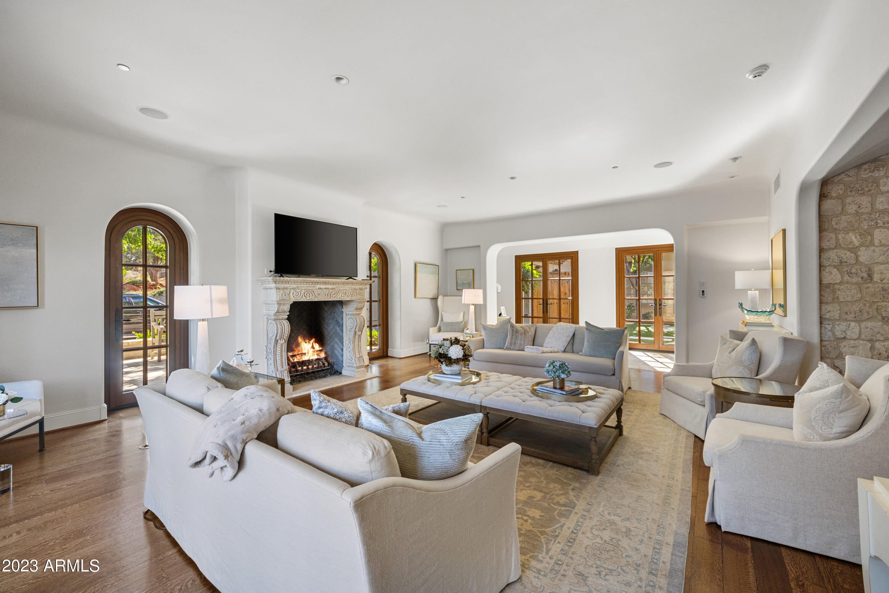 Sedona, Arizona, 86336, United States, 4 Bedrooms Bedrooms, ,6 BathroomsBathrooms,Residential,Active,1945095