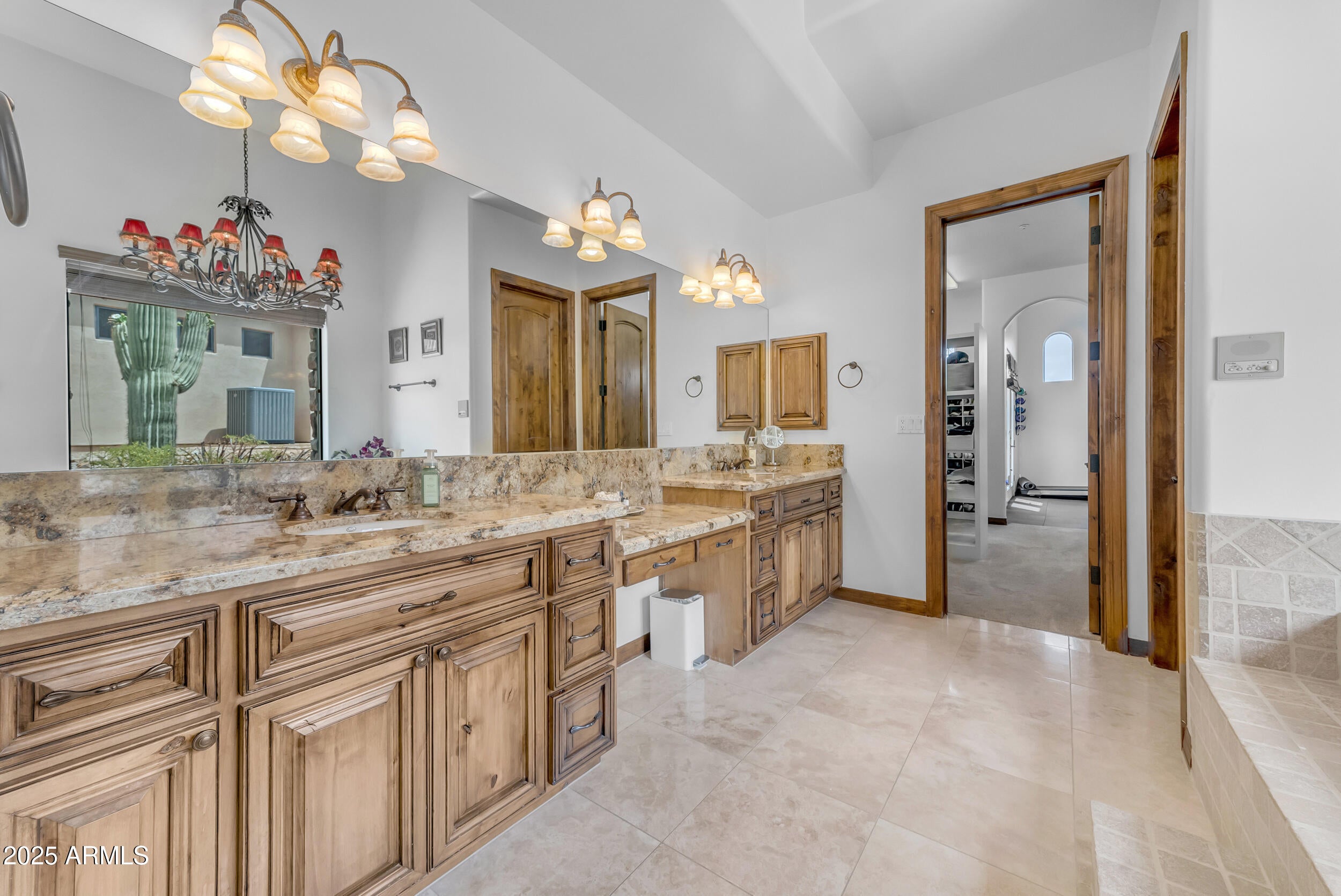 Mesa, Arizona, 85207, United States, 4 Bedrooms Bedrooms, ,3 BathroomsBathrooms,Residential,Active,1798058