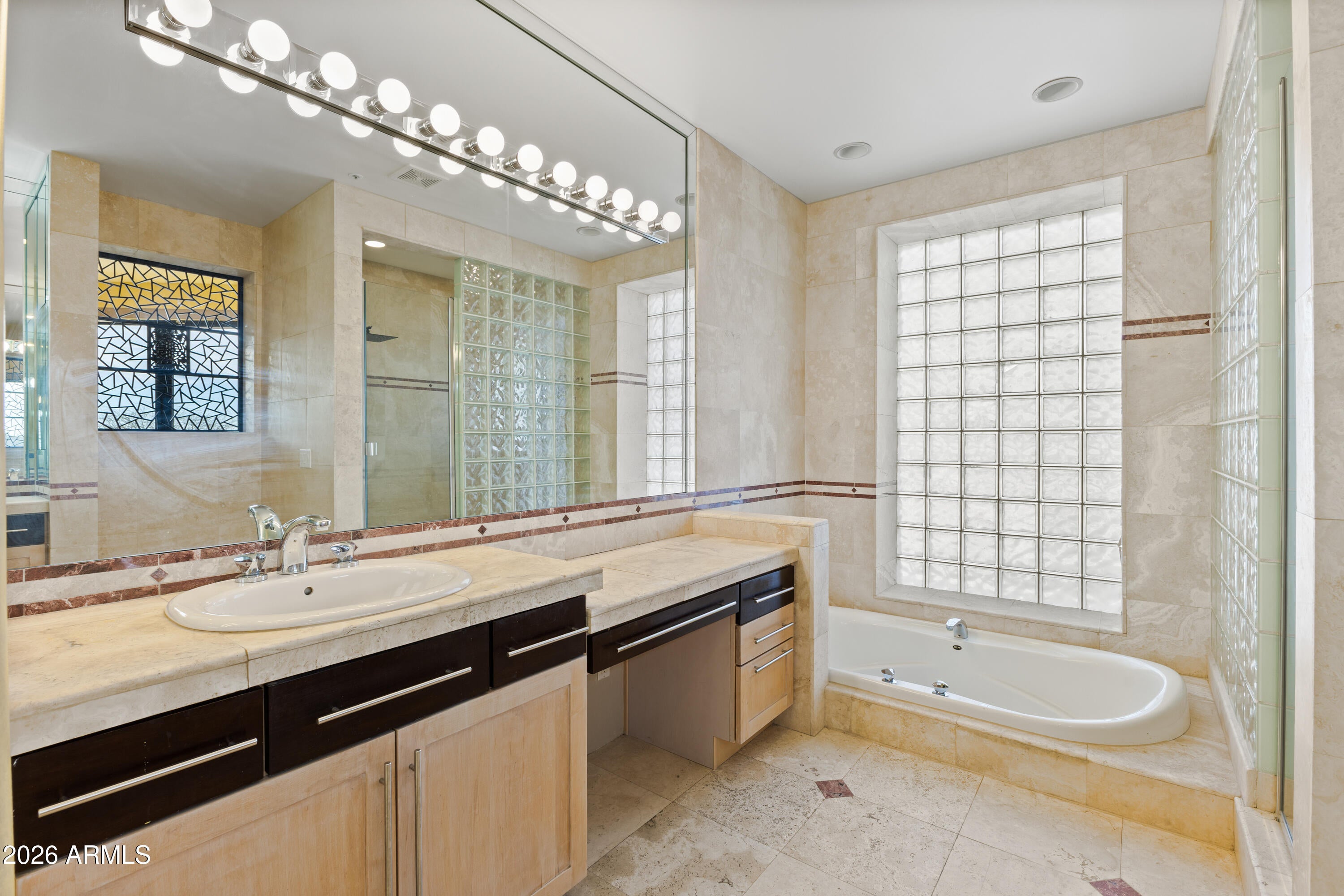 Scottsdale, Arizona, 85259, United States, 4 Bedrooms Bedrooms, ,4 BathroomsBathrooms,Residential,Contingent,2028541