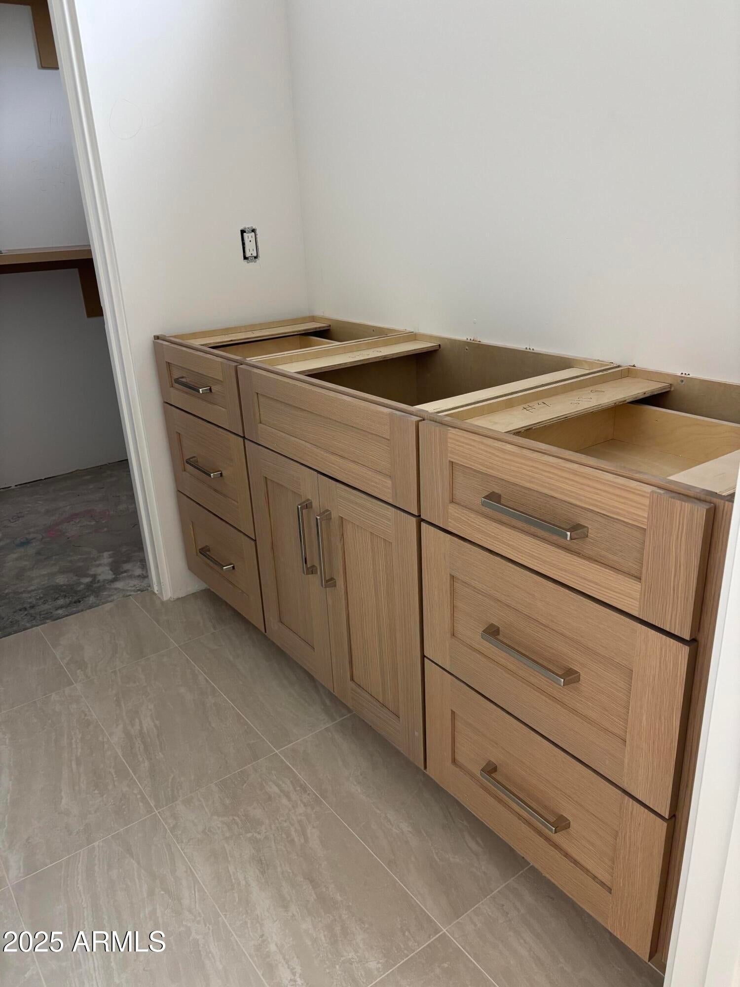 Paradise Valley, Arizona, 85253, United States, 6 Bedrooms Bedrooms, ,7 BathroomsBathrooms,Residential,Active,1863538