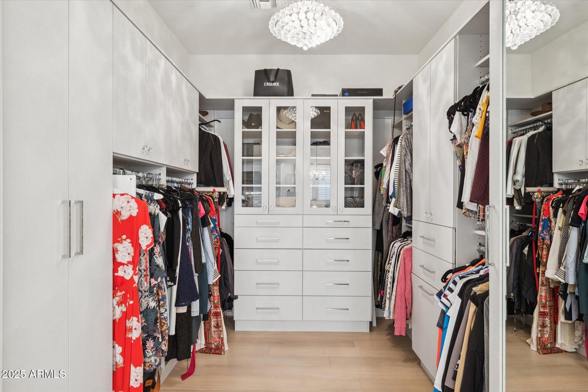 Scottsdale, Arizona, 85255, United States, 4 Bedrooms Bedrooms, ,3 BathroomsBathrooms,Residential,Active,1996700