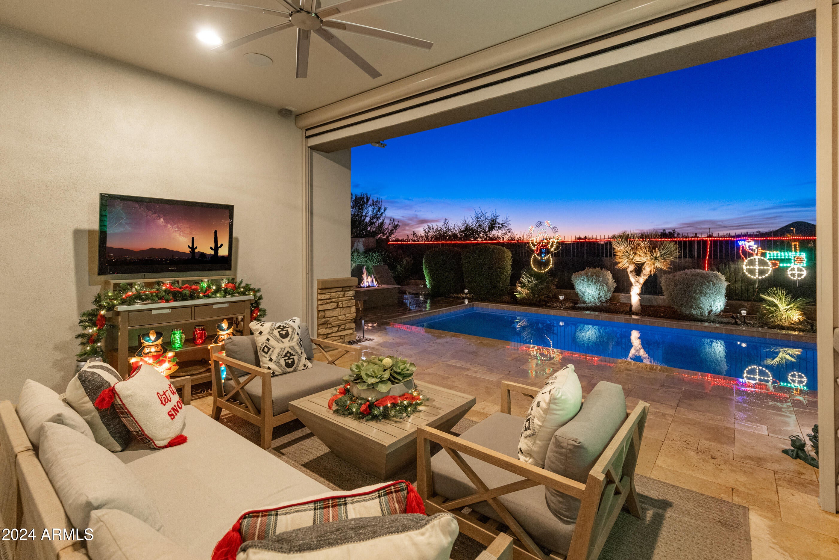 Peoria, Arizona, 85383, United States, 3 Bedrooms Bedrooms, ,4 BathroomsBathrooms,Residential,Active,2007333