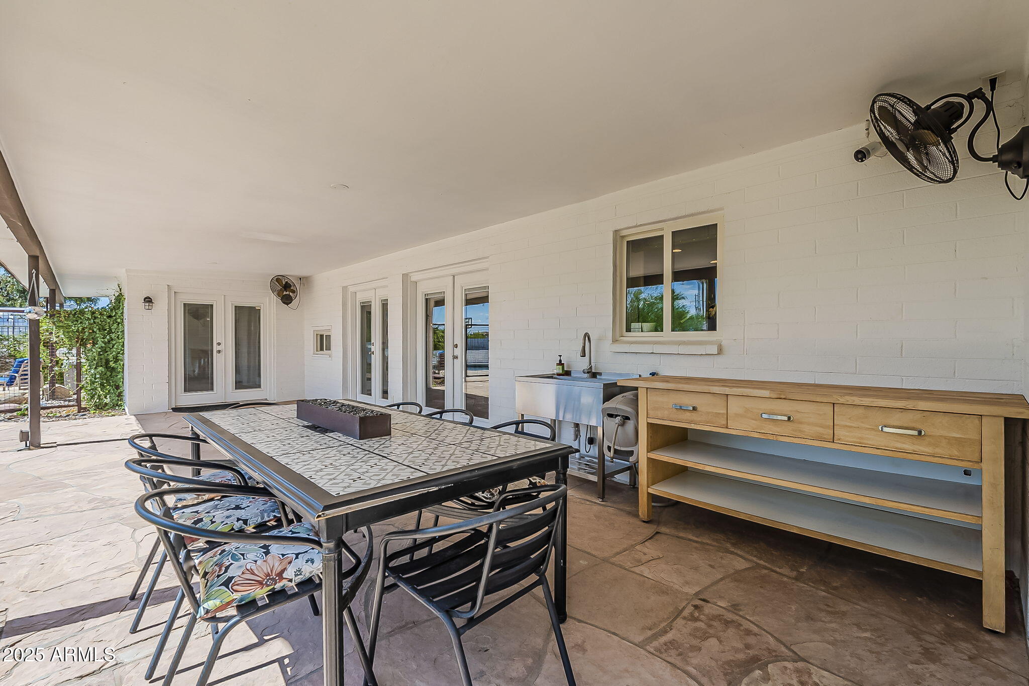 Phoenix, Arizona, 85020, United States, 4 Bedrooms Bedrooms, ,4 BathroomsBathrooms,Residential,Active,1946320