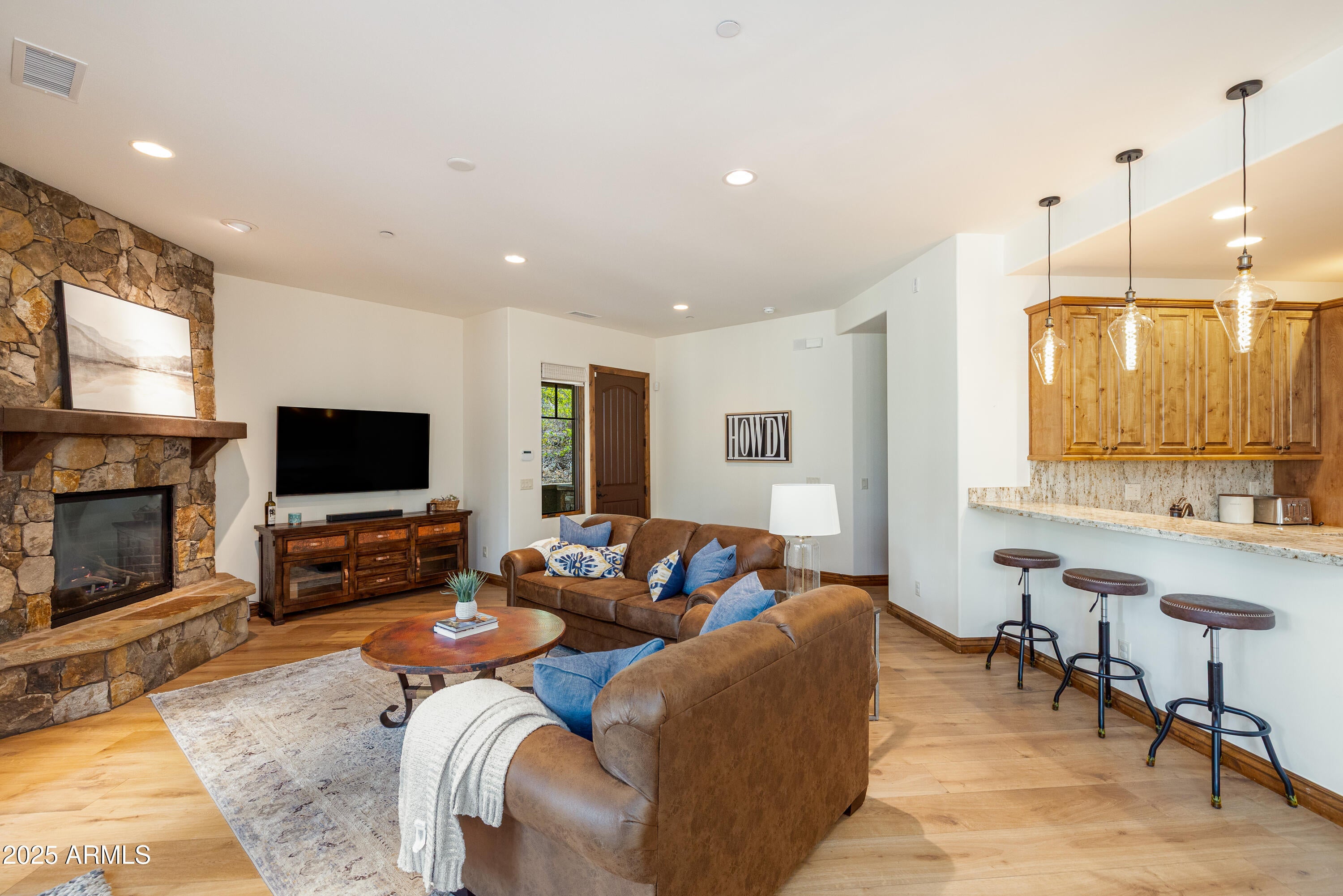 Flagstaff, Arizona, 86005, United States, 3 Bedrooms Bedrooms, ,2 BathroomsBathrooms,Residential,Active,1798236