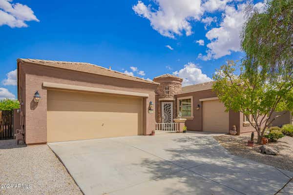 17832 W DREYFUS ST, SURPRISE, AZ 85388, photo 2 of 44