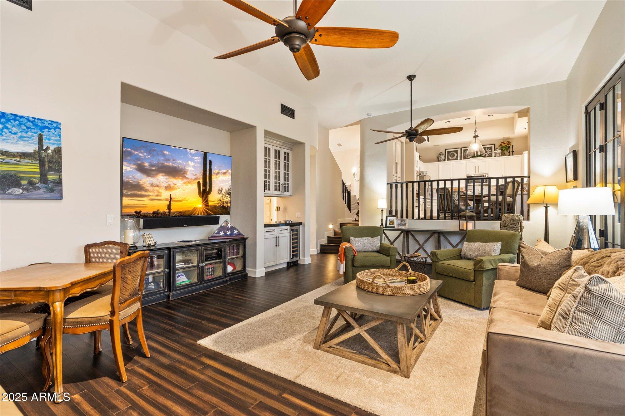 Phoenix, Arizona, 85054, United States, 4 Bedrooms Bedrooms, ,3 BathroomsBathrooms,Residential,Active,2008269