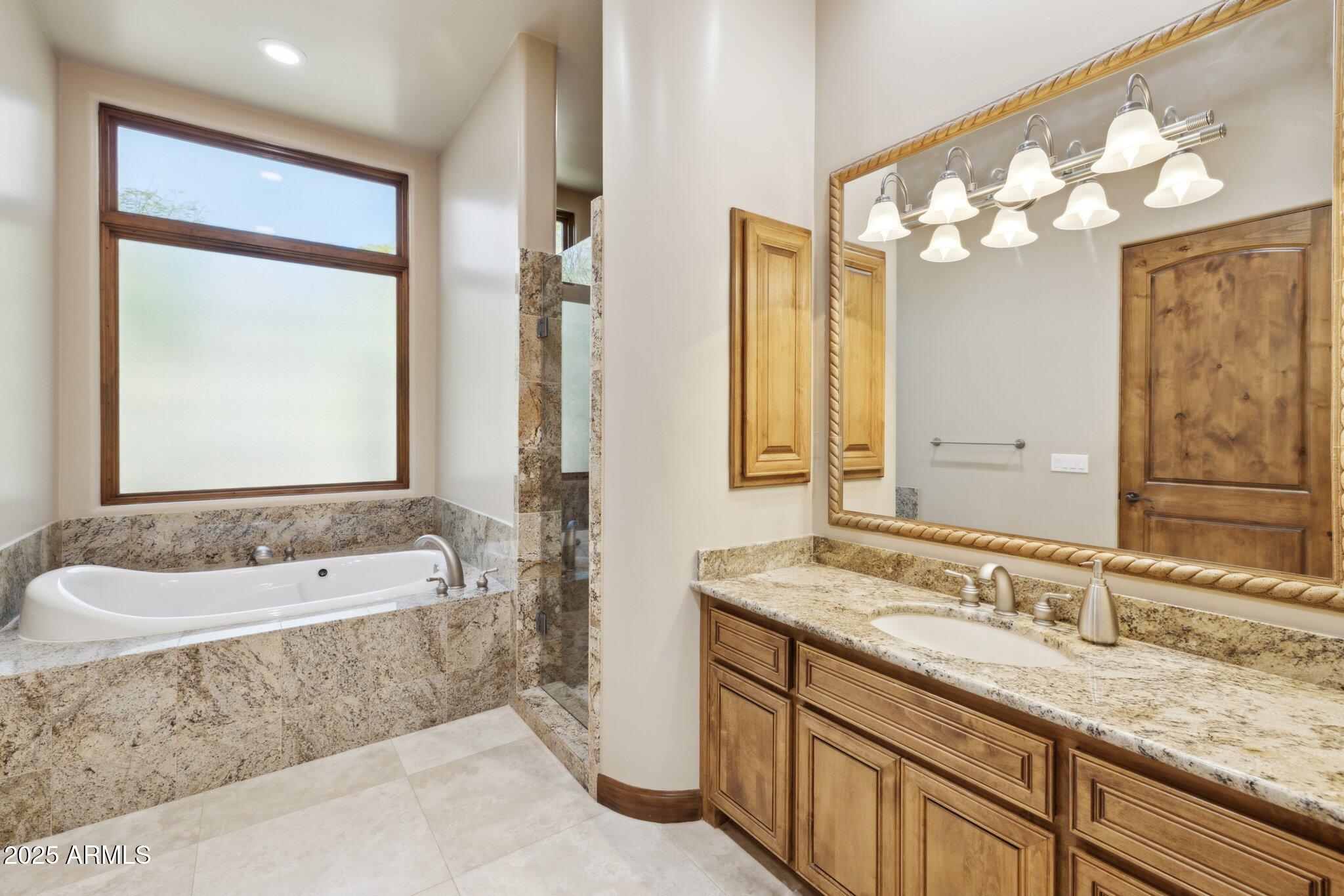 Fountain Hills, Arizona, 85268, United States, 3 Bedrooms Bedrooms, ,5 BathroomsBathrooms,Residential,Active,1964294