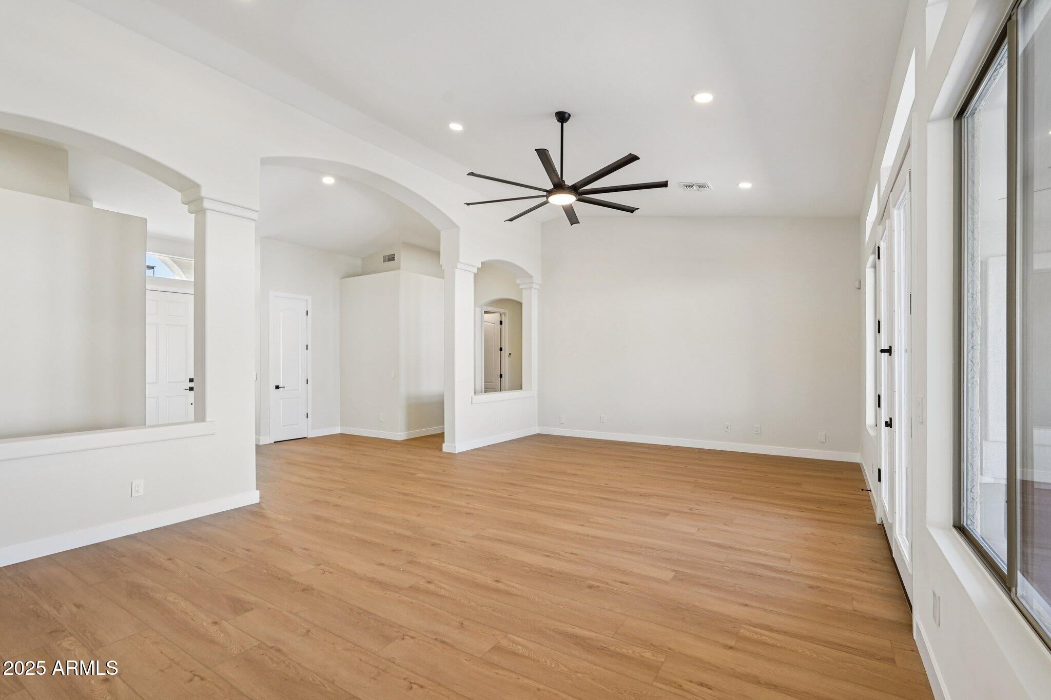 Glendale, Arizona, 85308, United States, 5 Bedrooms Bedrooms, ,4 BathroomsBathrooms,Residential,Active,1945319