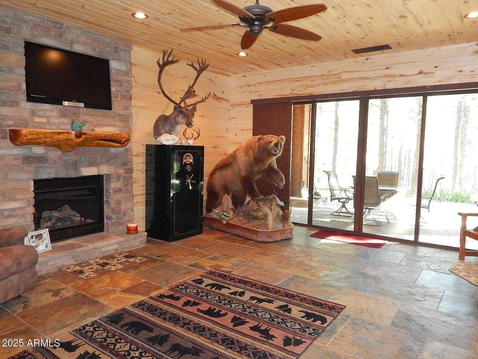 Forest Lakes, Arizona, 85931, United States, 4 Bedrooms Bedrooms, ,4 BathroomsBathrooms,Residential,Active,1771475