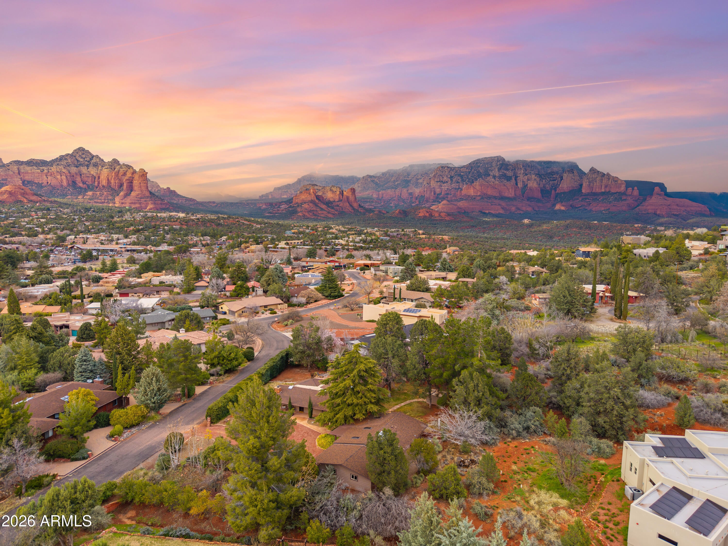 Sedona, Arizona, 86336, United States, 4 Bedrooms Bedrooms, ,5 BathroomsBathrooms,Residential,Active,2030993