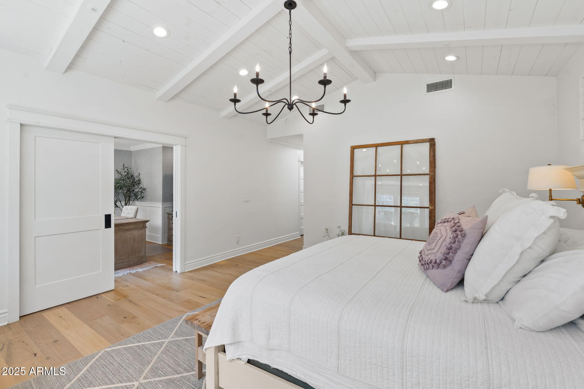 Scottsdale, Arizona, 85258, United States, 5 Bedrooms Bedrooms, ,4 BathroomsBathrooms,Residential,Active,1964508