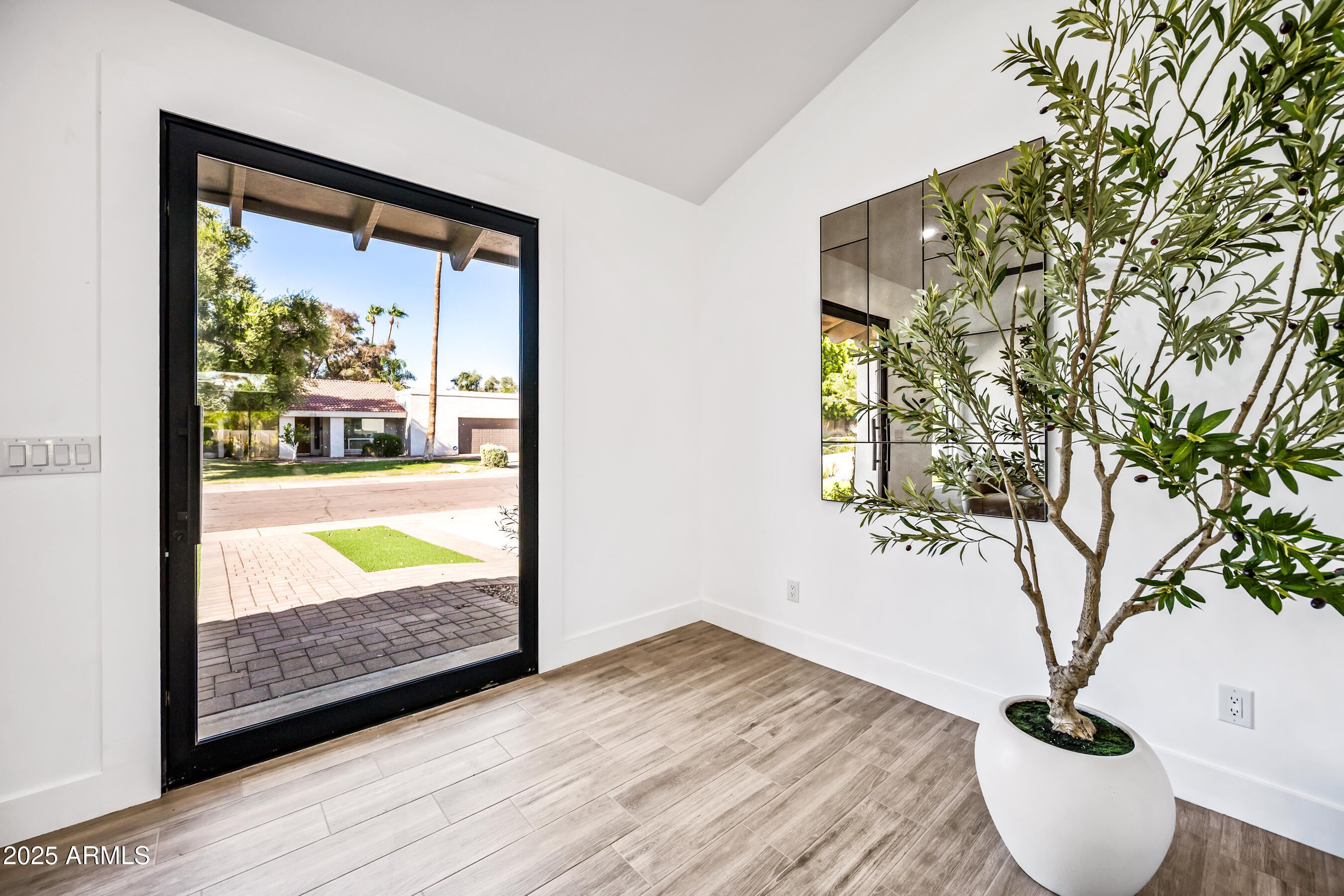 Scottsdale, Arizona, 85258, United States, 4 Bedrooms Bedrooms, ,4 BathroomsBathrooms,Residential,Active,1994950