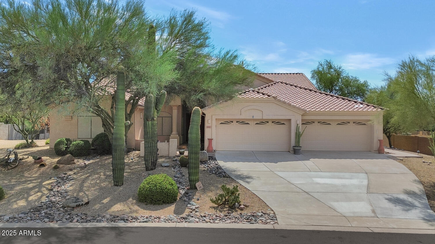 Scottsdale, Arizona, 85266, United States, 3 Bedrooms Bedrooms, ,2 BathroomsBathrooms,Residential,Active,1960122