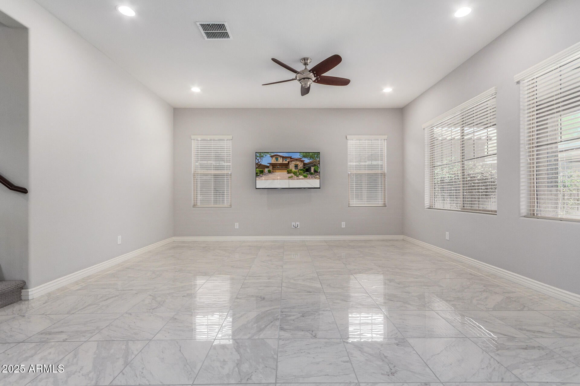 Phoenix, Arizona, 85050, United States, 4 Bedrooms Bedrooms, ,3 BathroomsBathrooms,Residential,Active,1929434