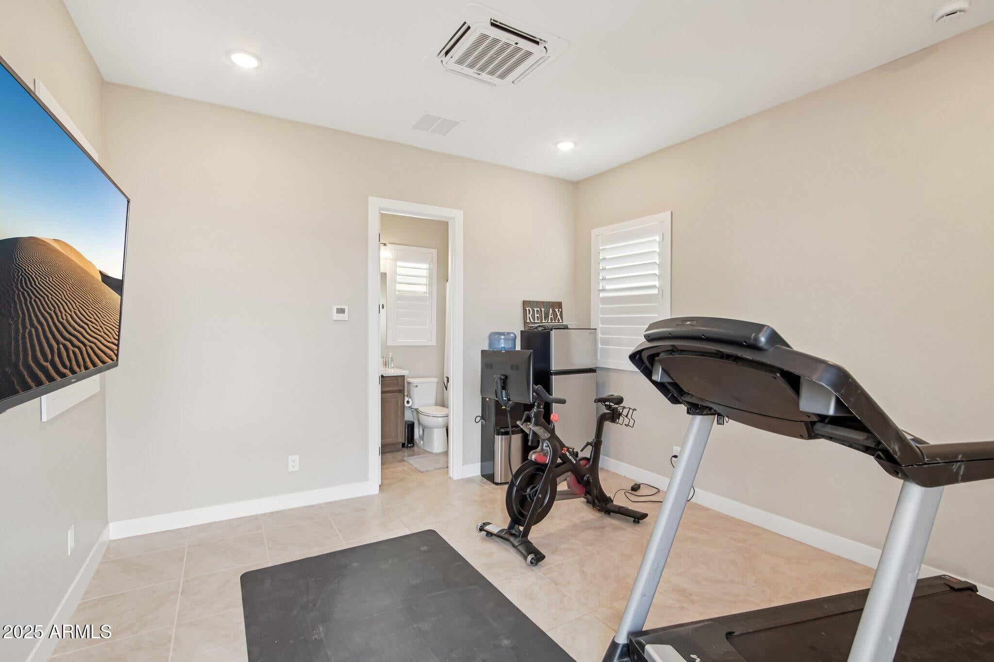 New River, Arizona, 85087, United States, 5 Bedrooms Bedrooms, ,4 BathroomsBathrooms,Residential,Active,1986912