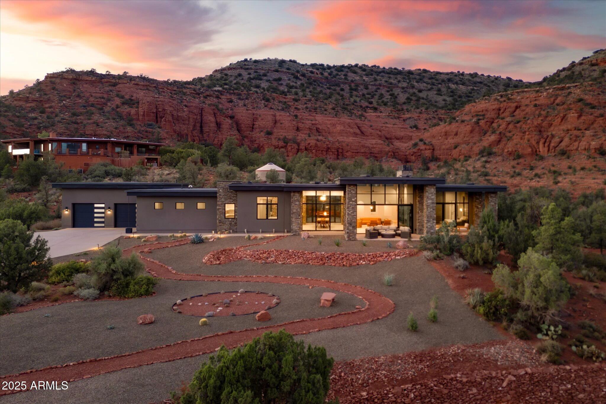 Sedona, Arizona, 86336, United States, 4 Bedrooms Bedrooms, ,4 BathroomsBathrooms,Residential,Active,1946435
