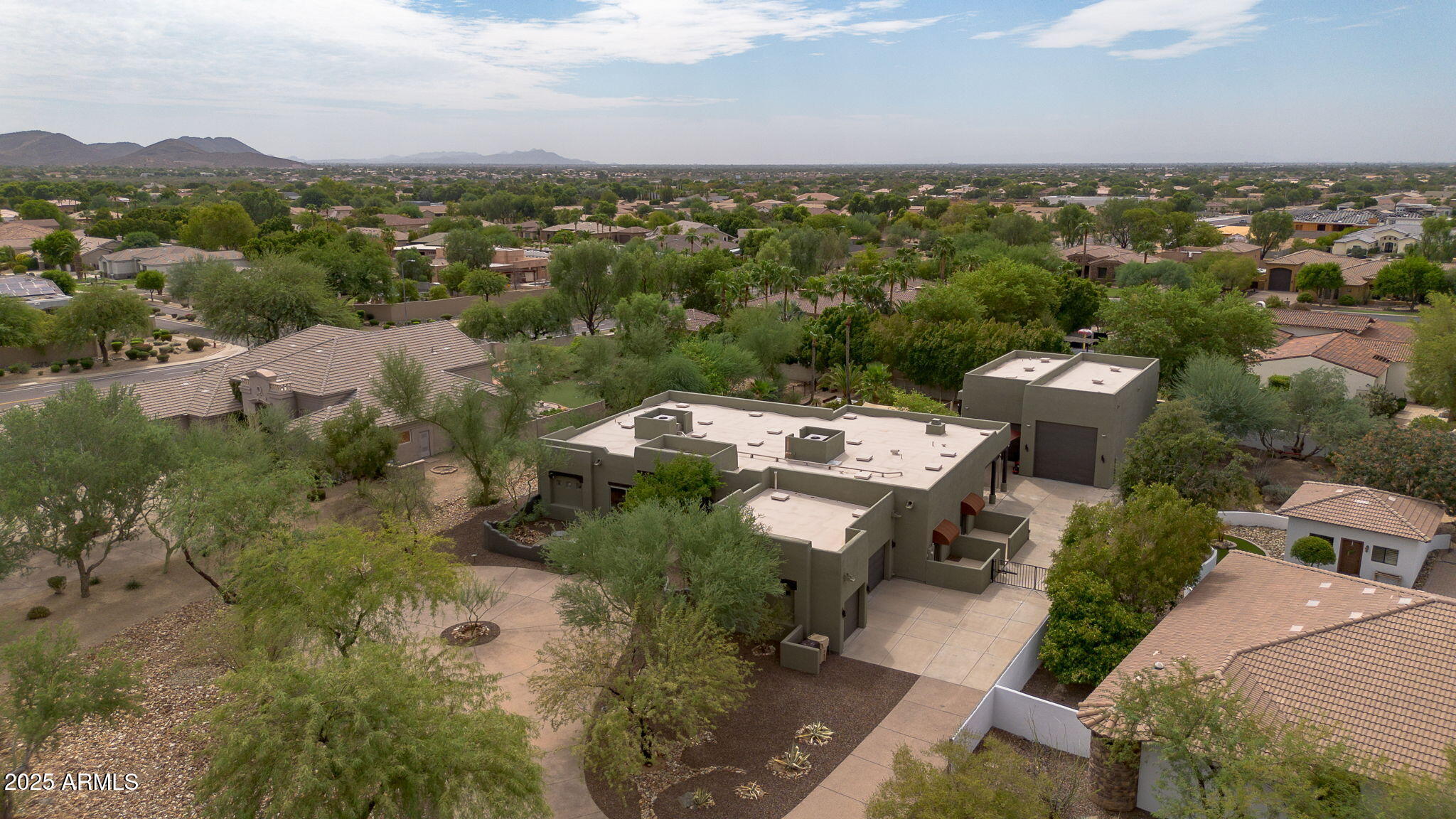 Peoria, Arizona, 85383, United States, 3 Bedrooms Bedrooms, ,4 BathroomsBathrooms,Residential,Active,1943830
