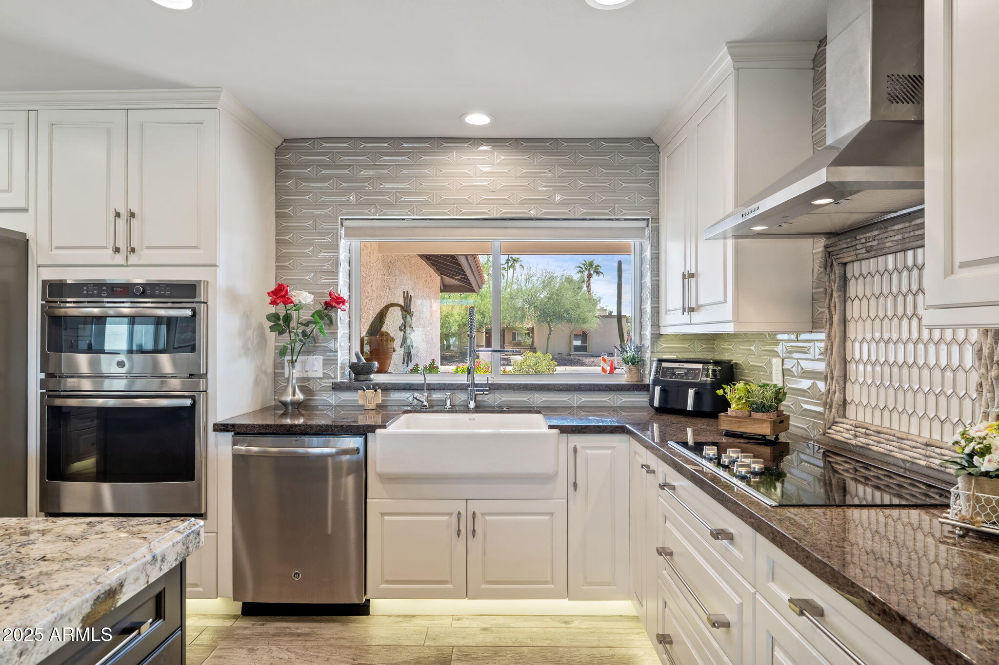 Scottsdale, Arizona, 85260, United States, 3 Bedrooms Bedrooms, ,4 BathroomsBathrooms,Residential,Active,1996578