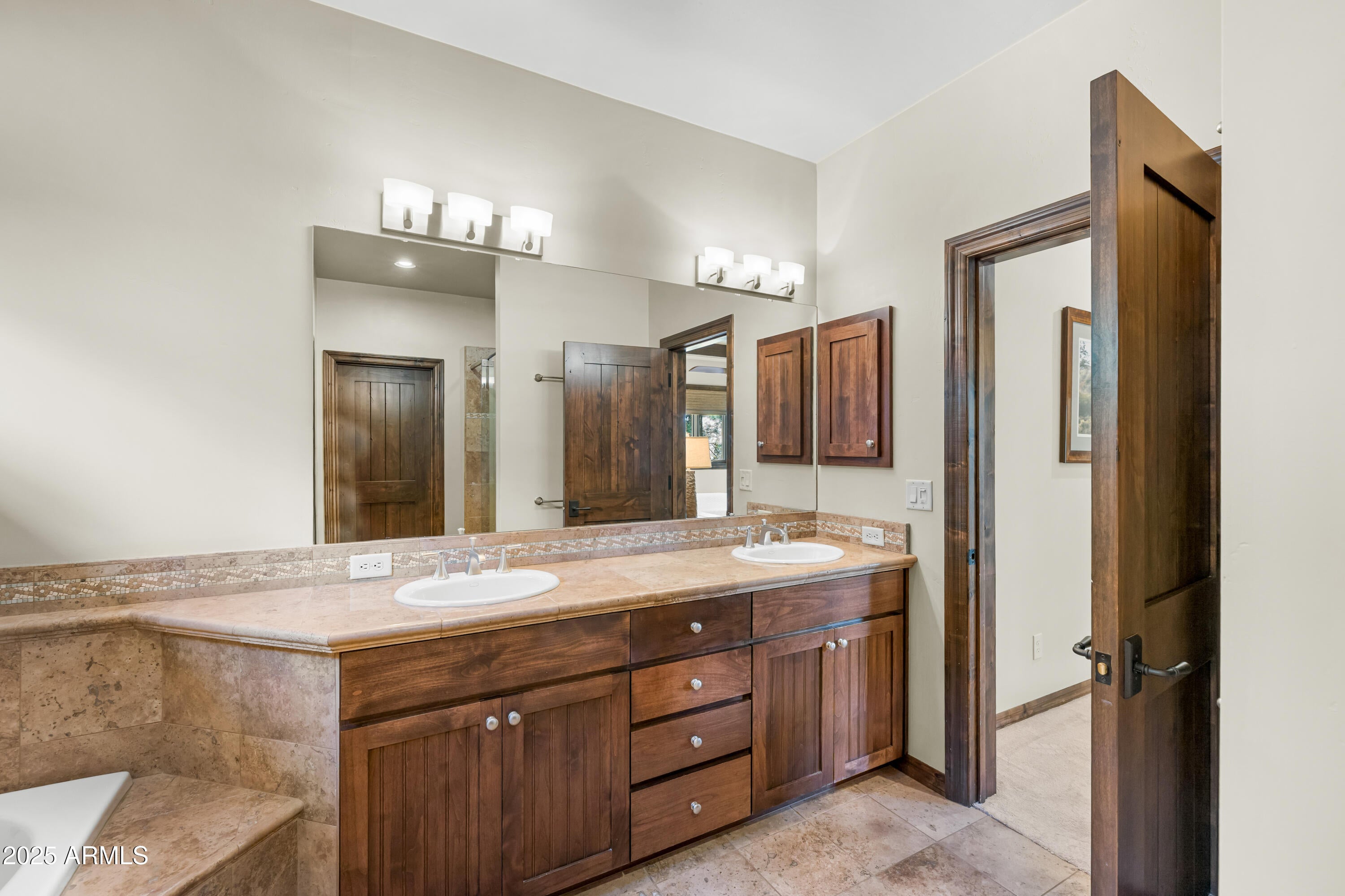 Flagstaff, Arizona, 86005, United States, 3 Bedrooms Bedrooms, ,3 BathroomsBathrooms,Residential,Active,1929679