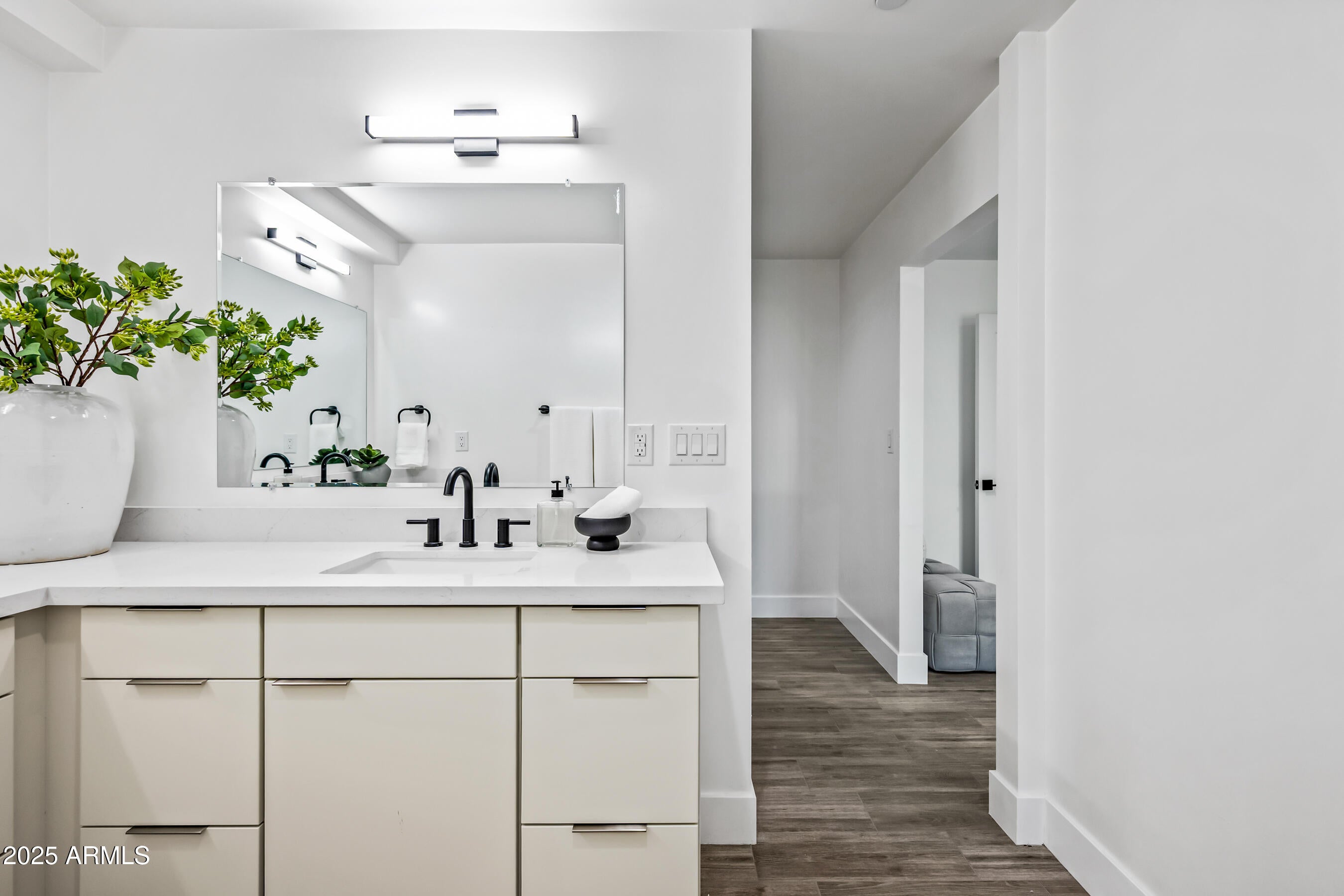 Scottsdale, Arizona, 85258, United States, 4 Bedrooms Bedrooms, ,4 BathroomsBathrooms,Residential,Active,1994950