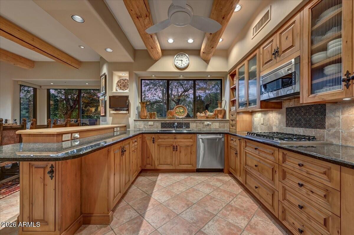 Scottsdale, Arizona, 85255, United States, 3 Bedrooms Bedrooms, ,4 BathroomsBathrooms,Residential,Active,2012496