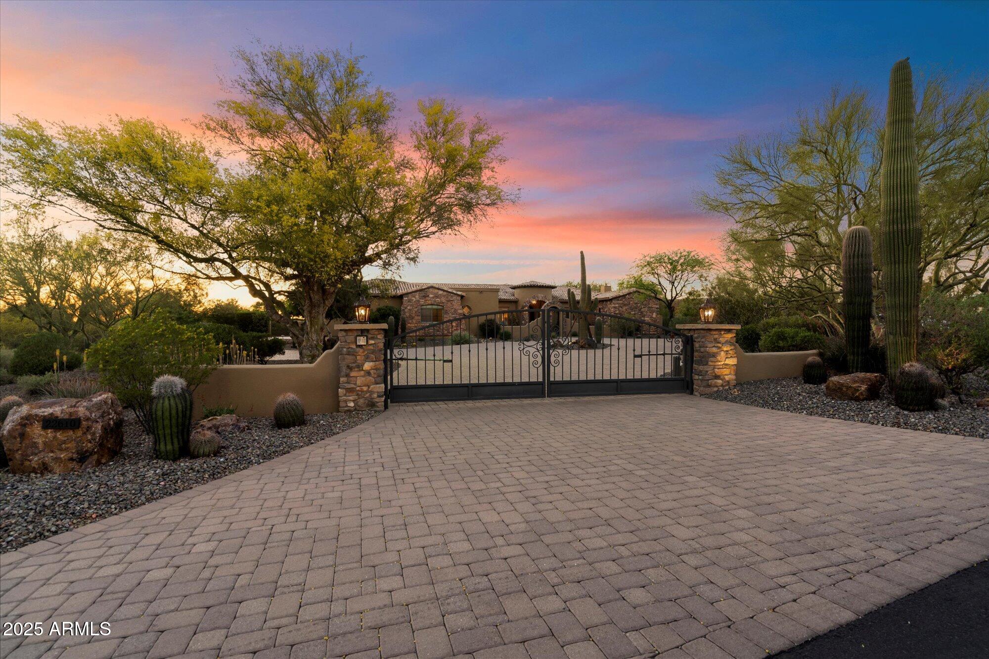 Scottsdale, Arizona, 85255, United States, 4 Bedrooms Bedrooms, ,5 BathroomsBathrooms,Residential,Active,1965794