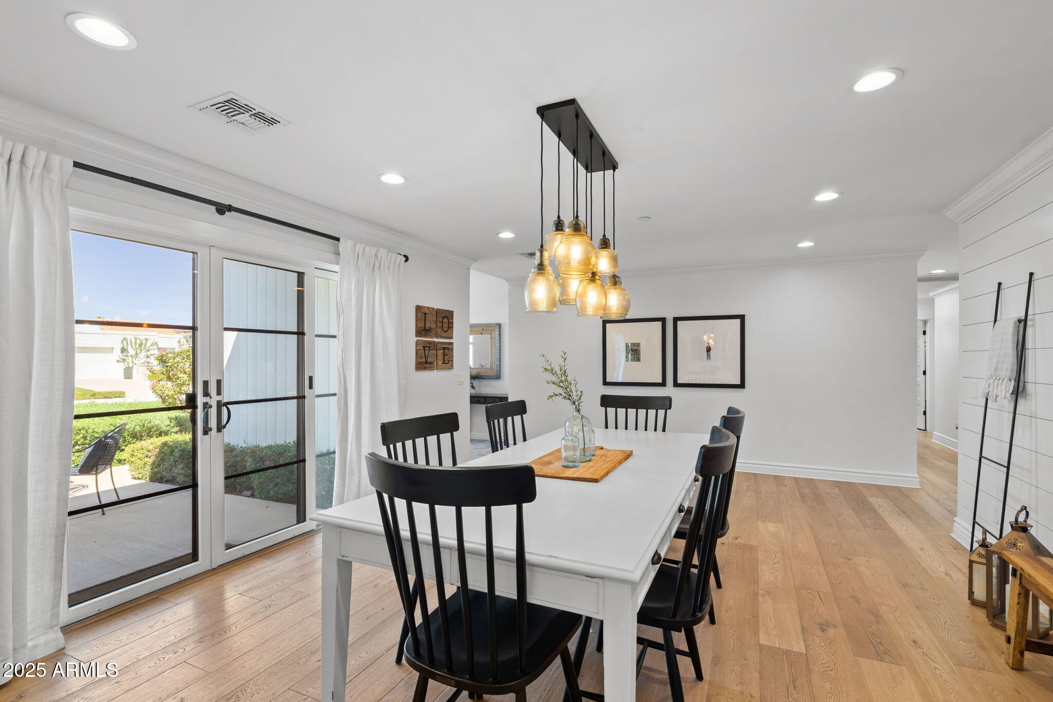 Scottsdale, Arizona, 85258, United States, 5 Bedrooms Bedrooms, ,4 BathroomsBathrooms,Residential,Active,1964508