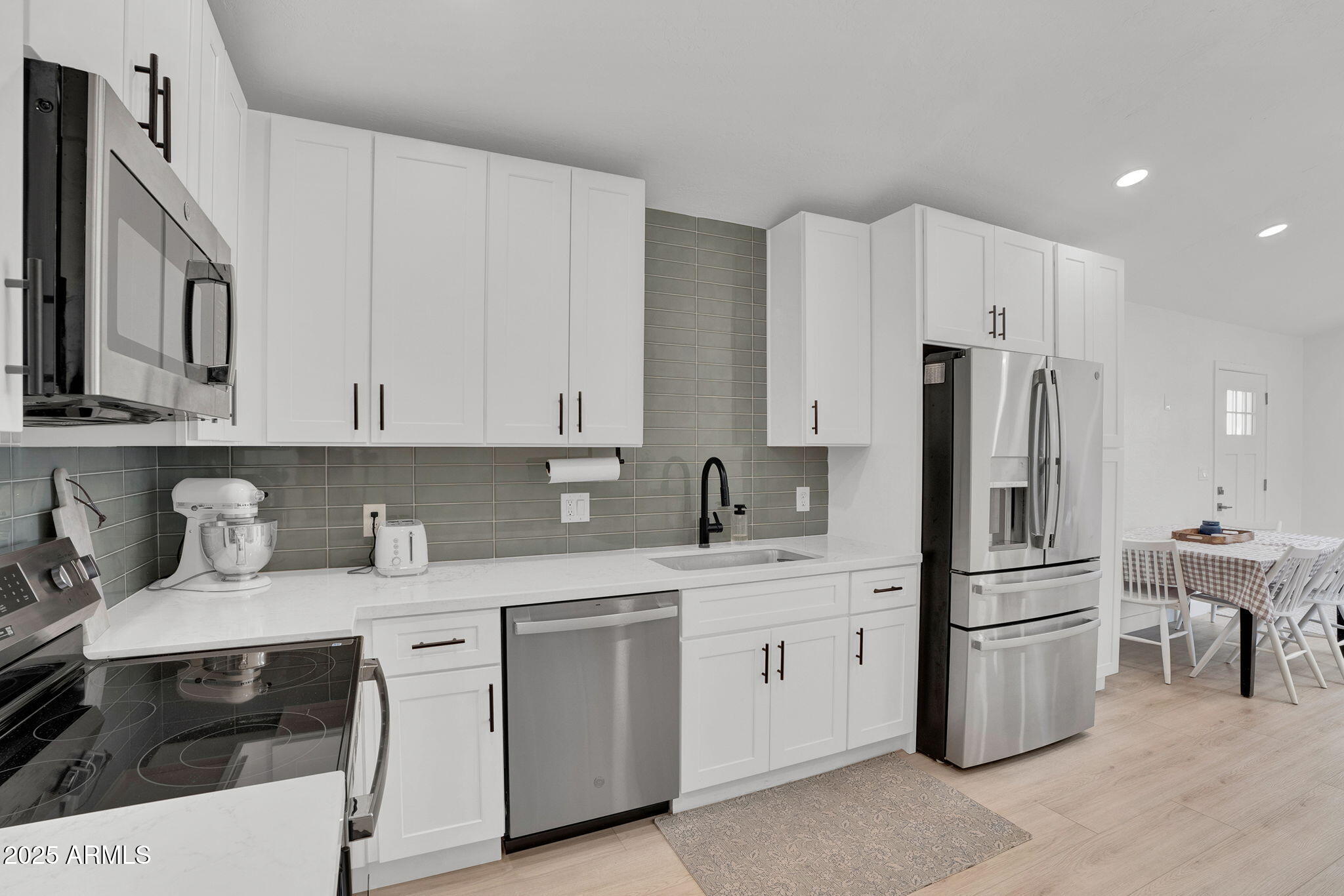 Gilbert, Arizona, 85298, United States, 5 Bedrooms Bedrooms, ,3 BathroomsBathrooms,Residential,Pending,2006857