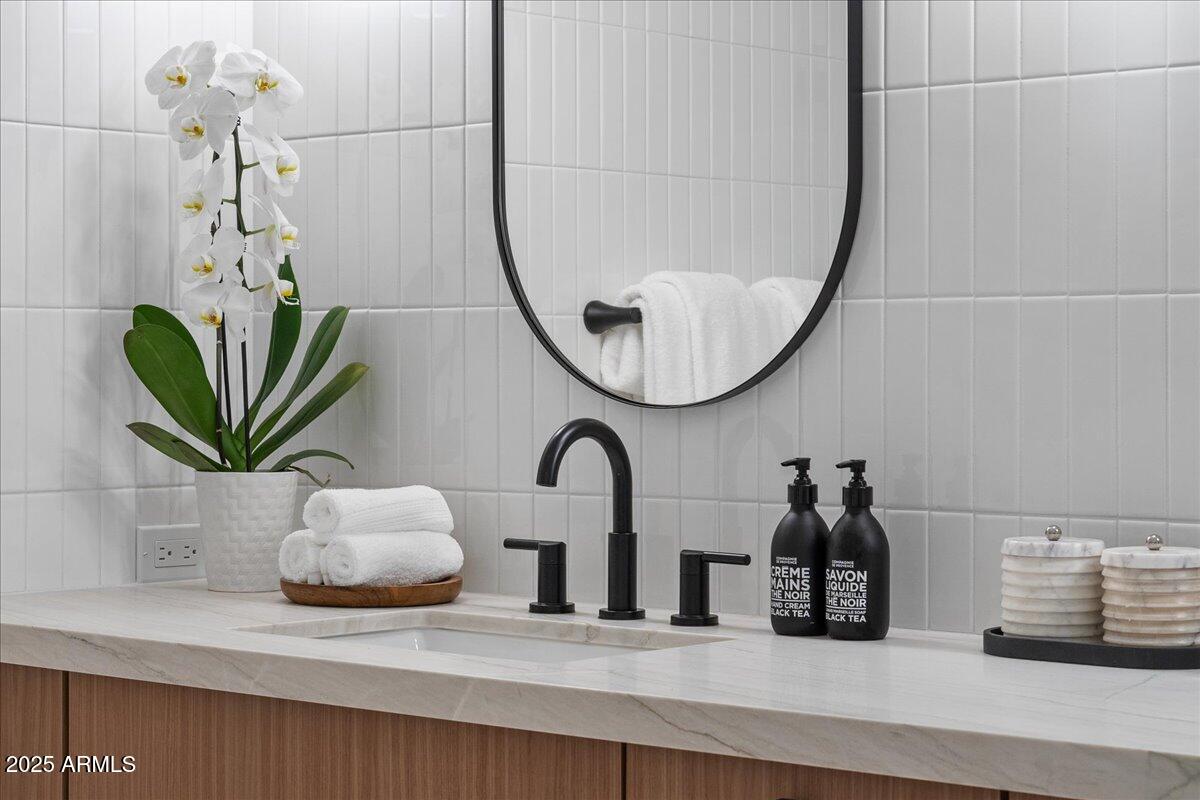 Glendale, Arizona, 85308, United States, 5 Bedrooms Bedrooms, ,4 BathroomsBathrooms,Residential,Active,1964279