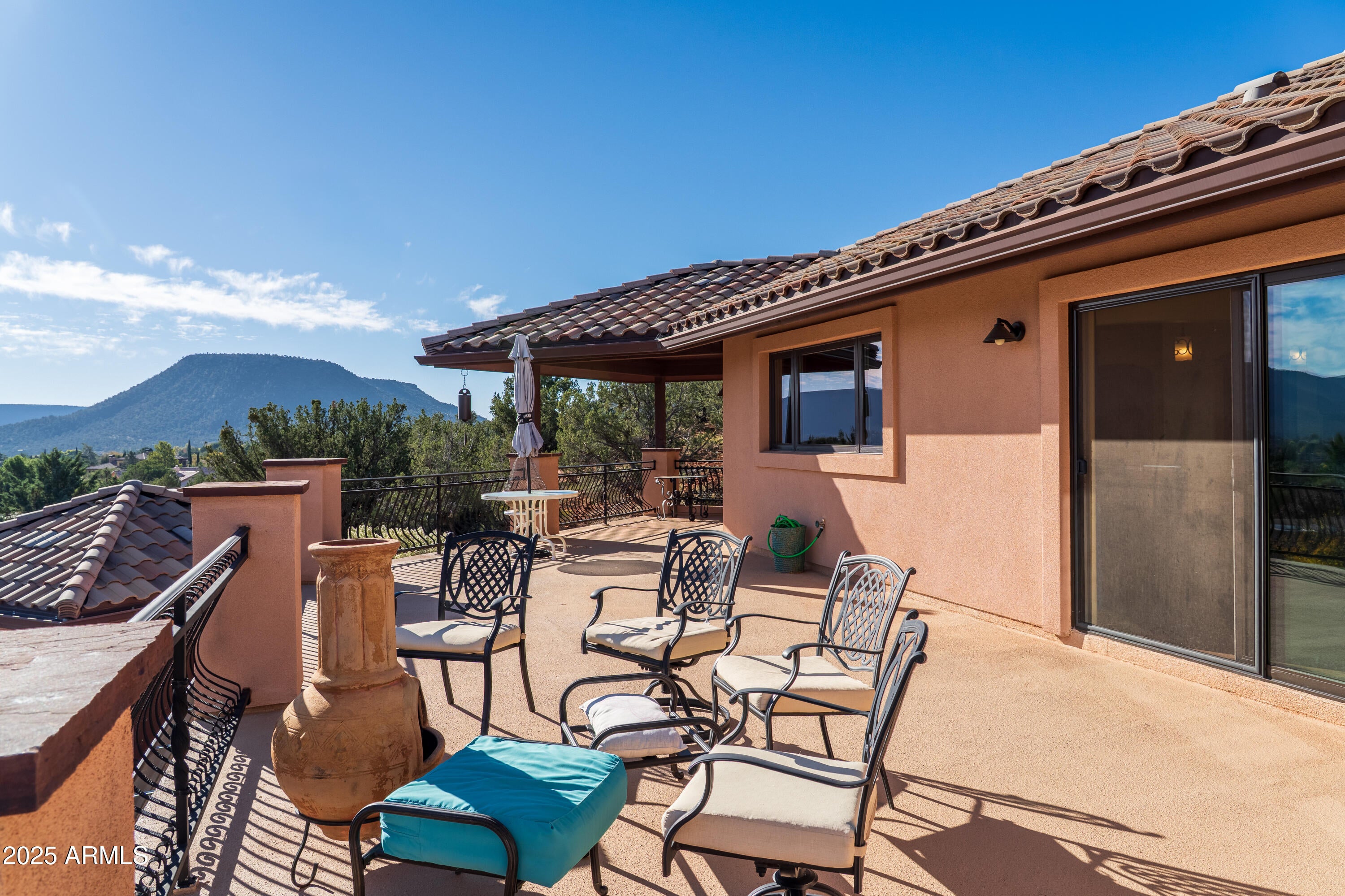 Sedona, Arizona, 86351, United States, 3 Bedrooms Bedrooms, ,3 BathroomsBathrooms,Residential,Active,1988421