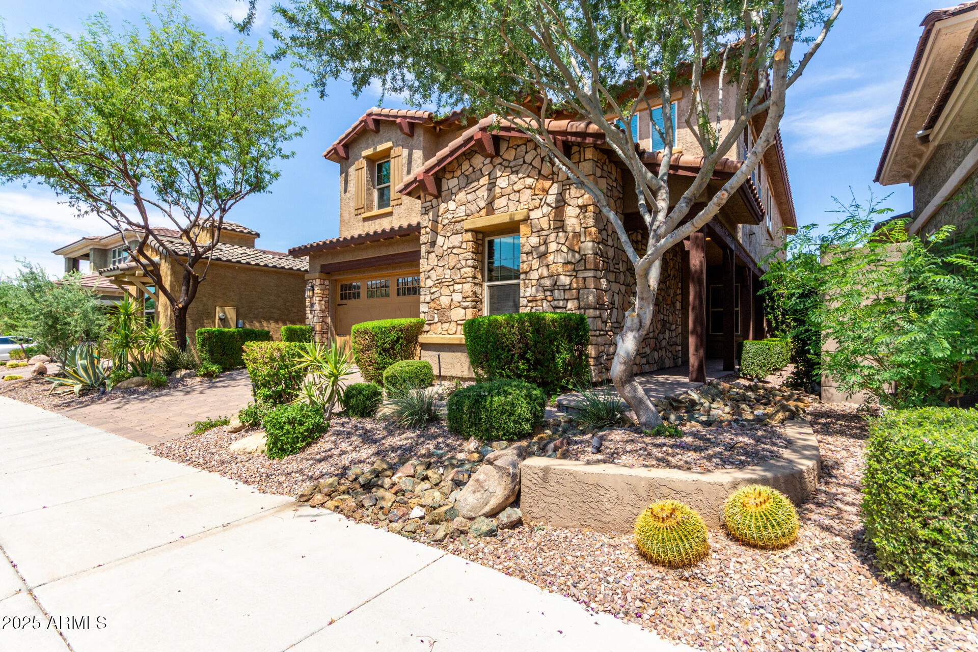 Phoenix, Arizona, 85050, United States, 4 Bedrooms Bedrooms, ,3 BathroomsBathrooms,Residential,Active,1929434