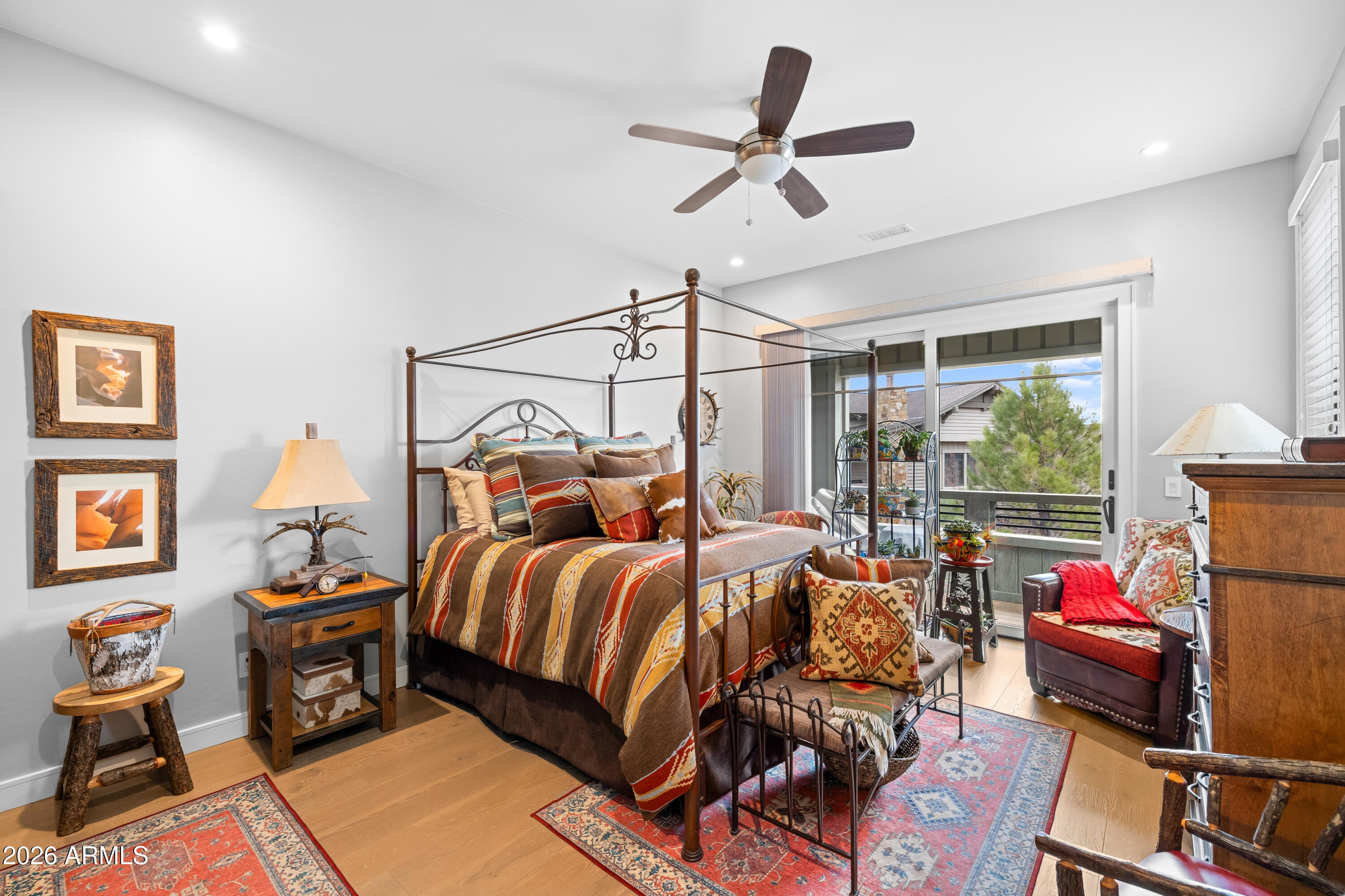 Flagstaff, Arizona, 86005, United States, 3 Bedrooms Bedrooms, ,4 BathroomsBathrooms,Residential,Active,2012811