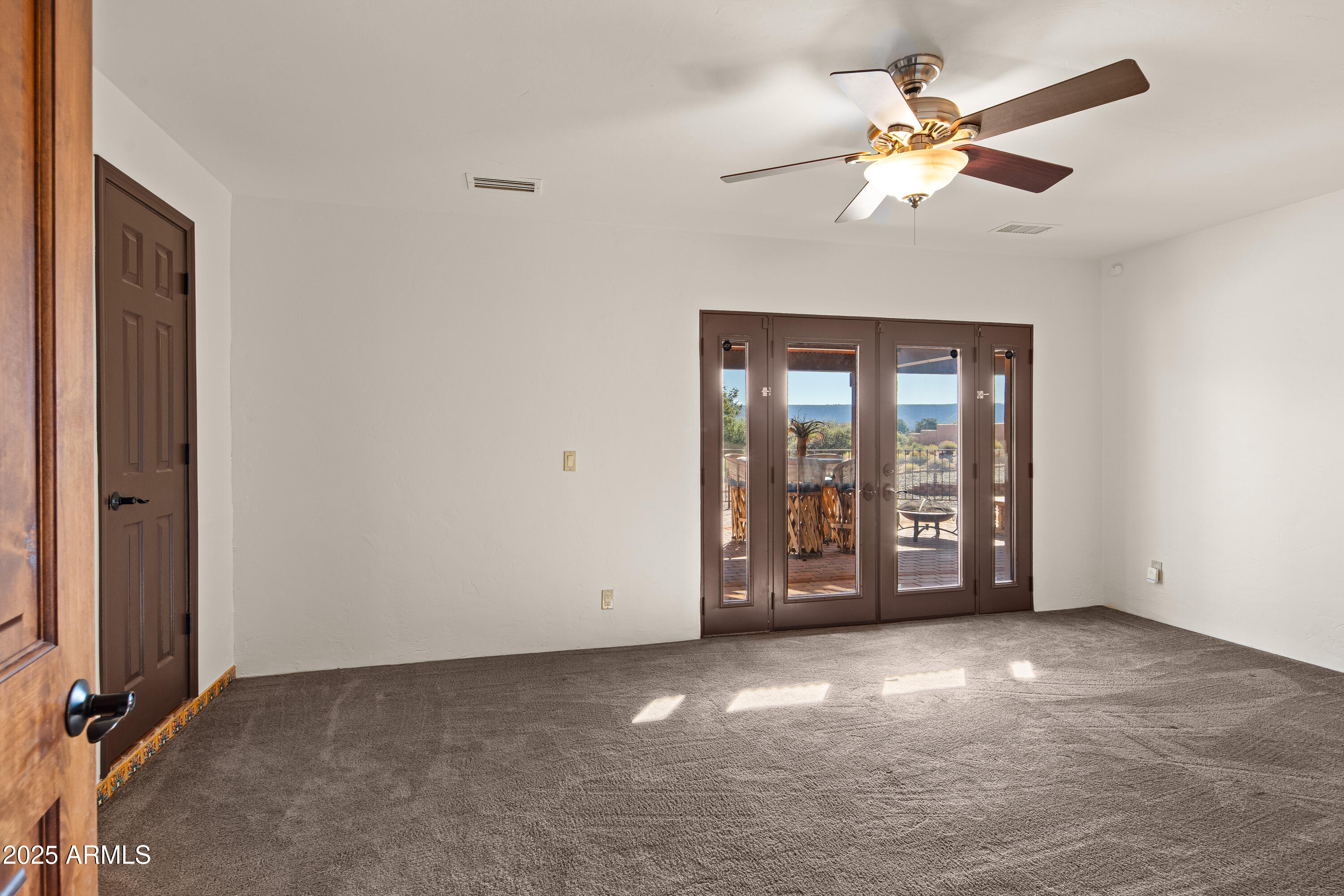 Sedona, Arizona, 86351, United States, 4 Bedrooms Bedrooms, ,4 BathroomsBathrooms,Residential,Active,1959511