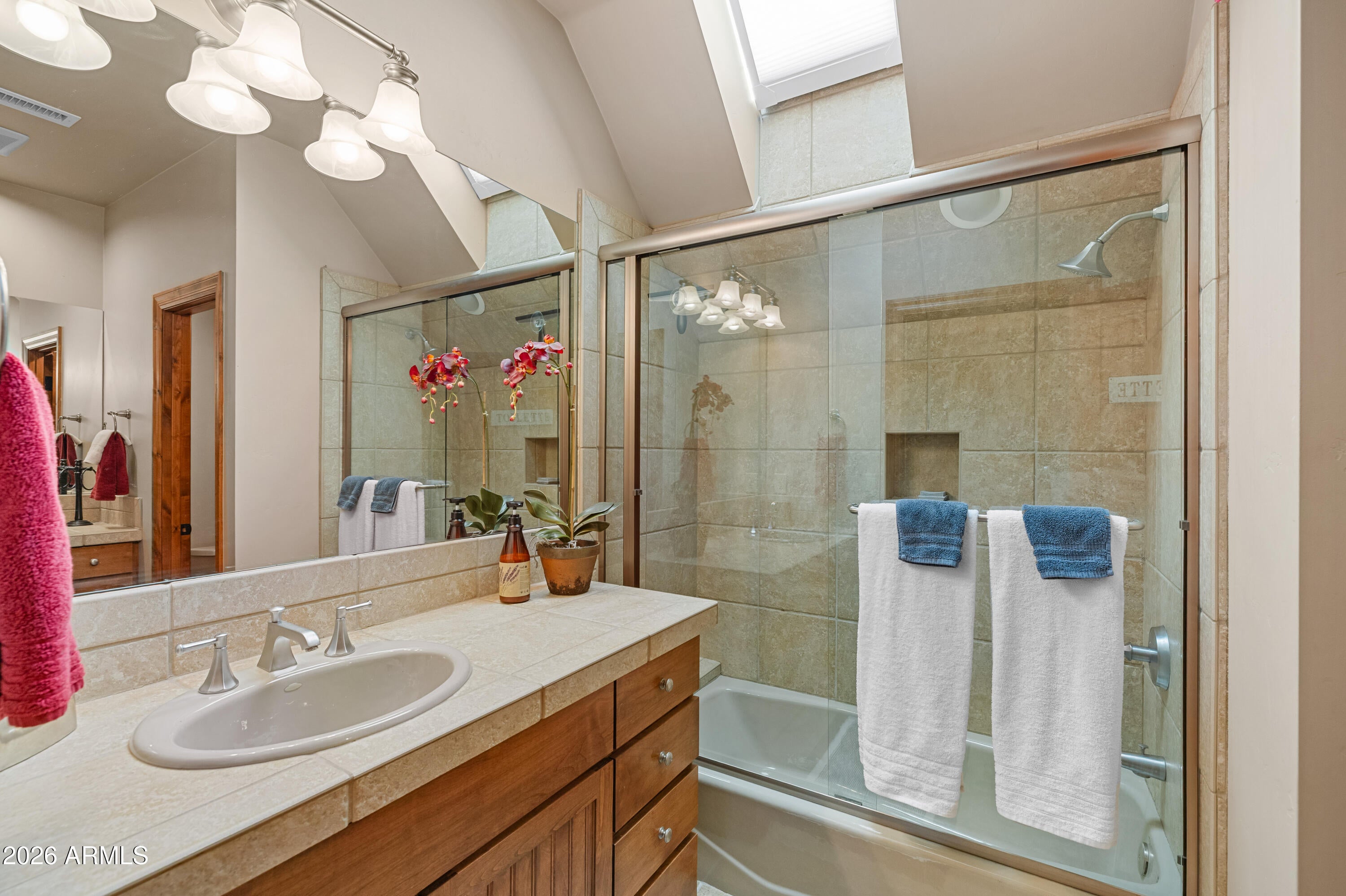 Flagstaff, Arizona, 86005, United States, 4 Bedrooms Bedrooms, ,4 BathroomsBathrooms,Residential,Active,2009377