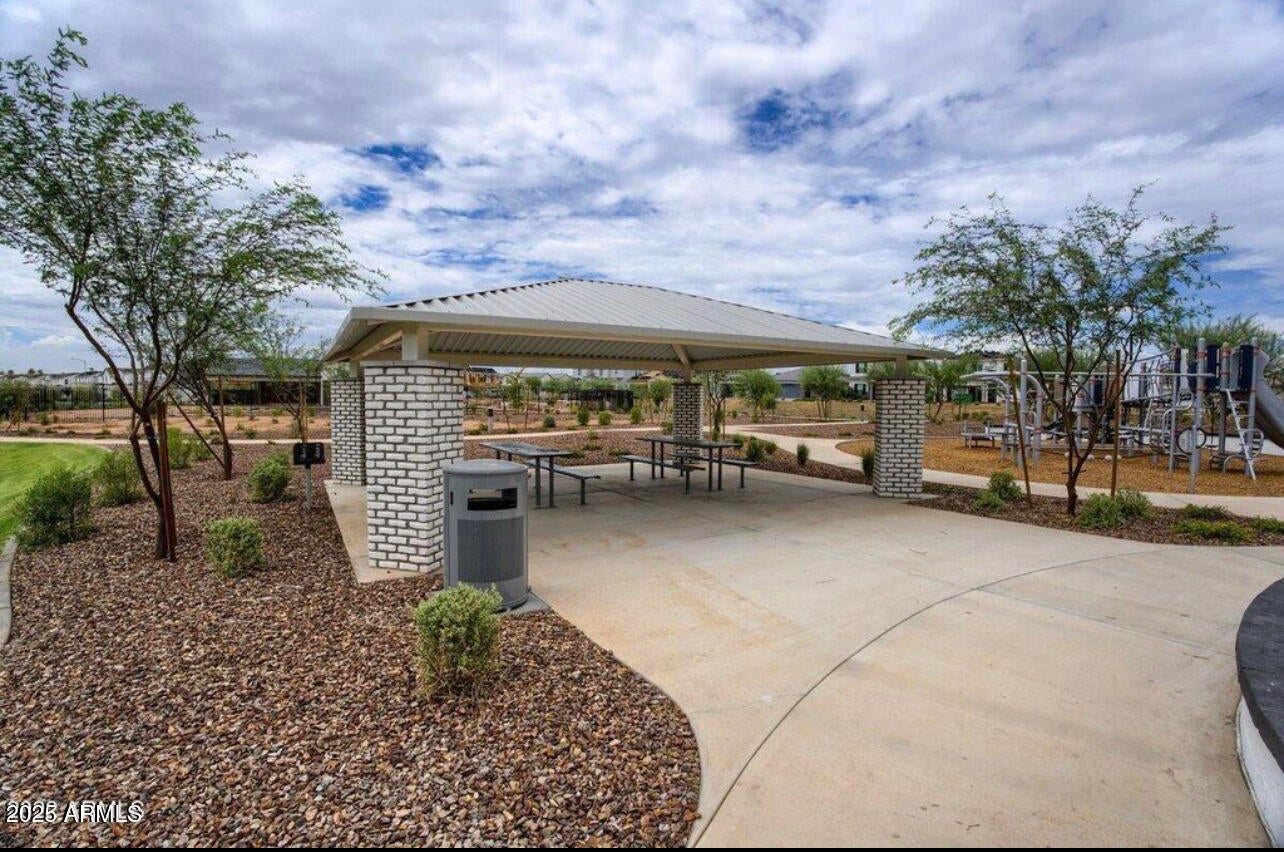 Scottsdale, Arizona, 85254, United States, 4 Bedrooms Bedrooms, ,3 BathroomsBathrooms,Residential,Active,1900172