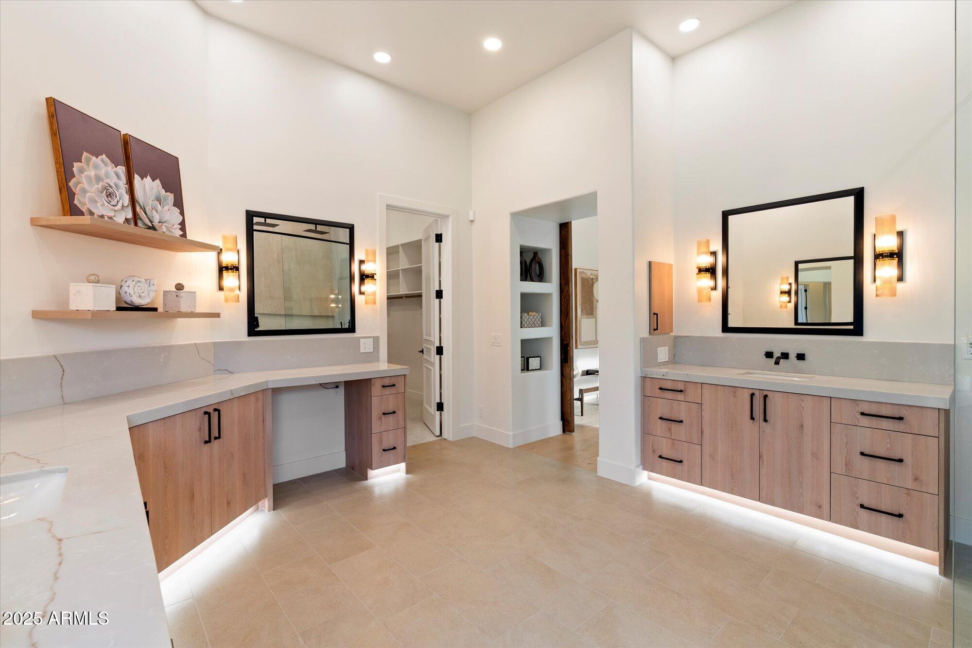 Scottsdale, Arizona, 85259, United States, 5 Bedrooms Bedrooms, ,5 BathroomsBathrooms,Residential,Active,1945499