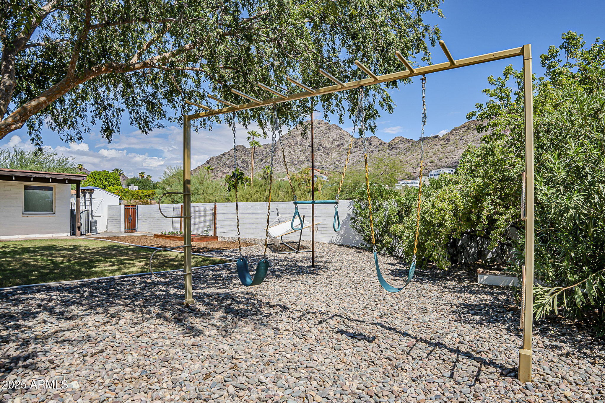 Phoenix, Arizona, 85020, United States, 4 Bedrooms Bedrooms, ,4 BathroomsBathrooms,Residential,Active,1946320