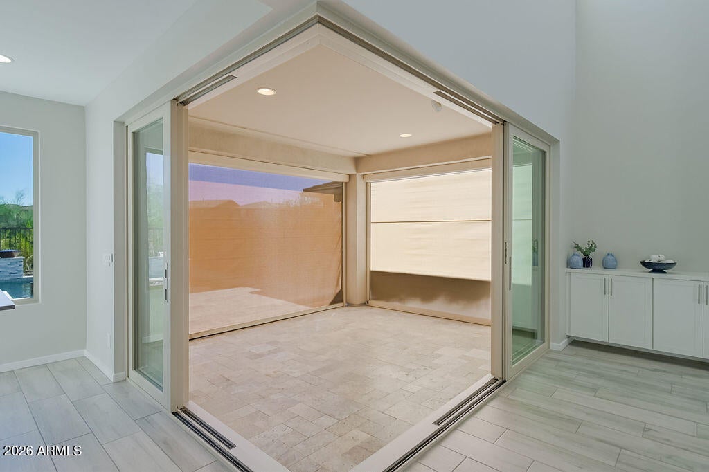 Phoenix, Arizona, 85050, United States, 4 Bedrooms Bedrooms, ,4 BathroomsBathrooms,Residential,Active,2007184