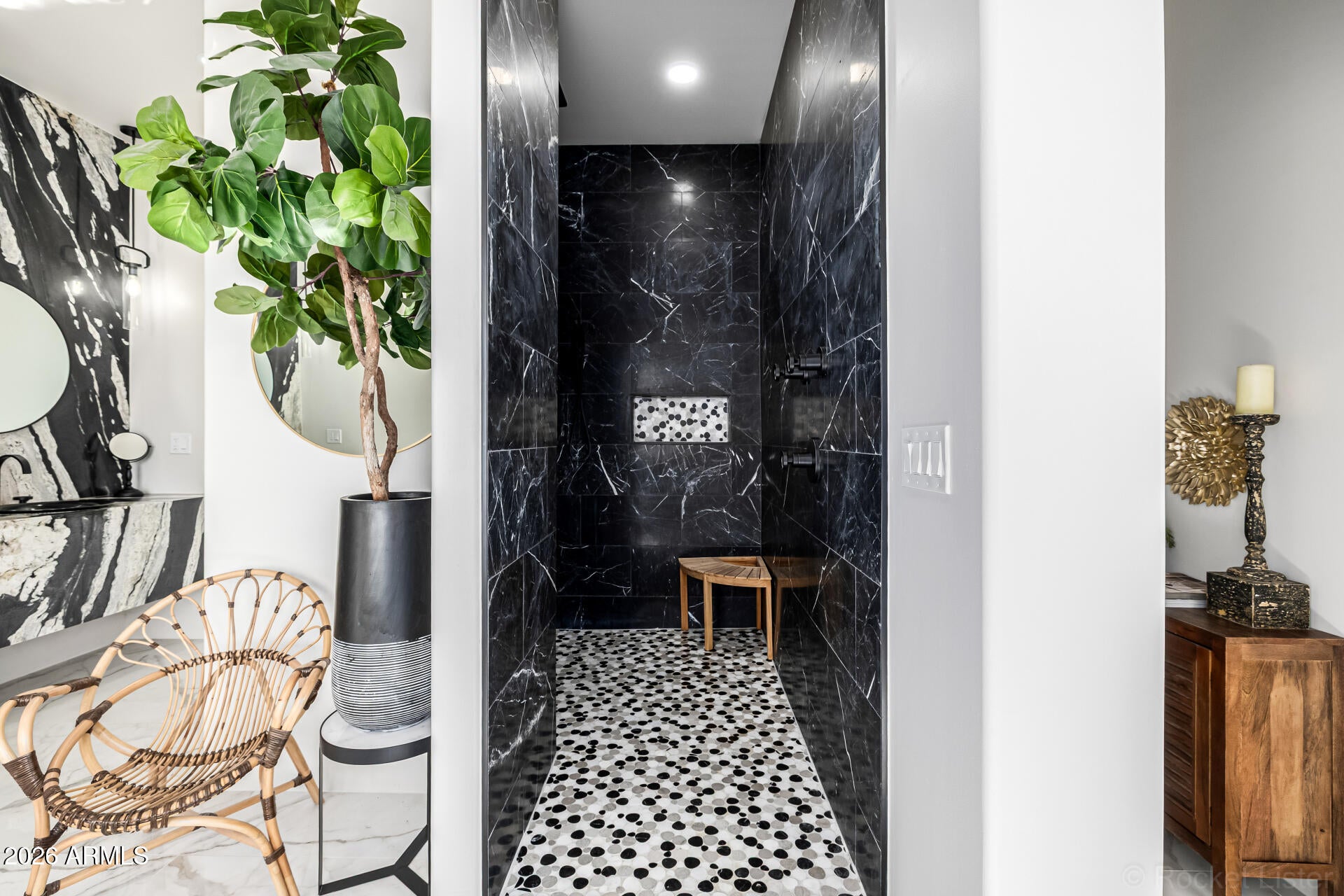 Apache Junction, Arizona, 85119, United States, 4 Bedrooms Bedrooms, ,4 BathroomsBathrooms,Residential,Active,2030090